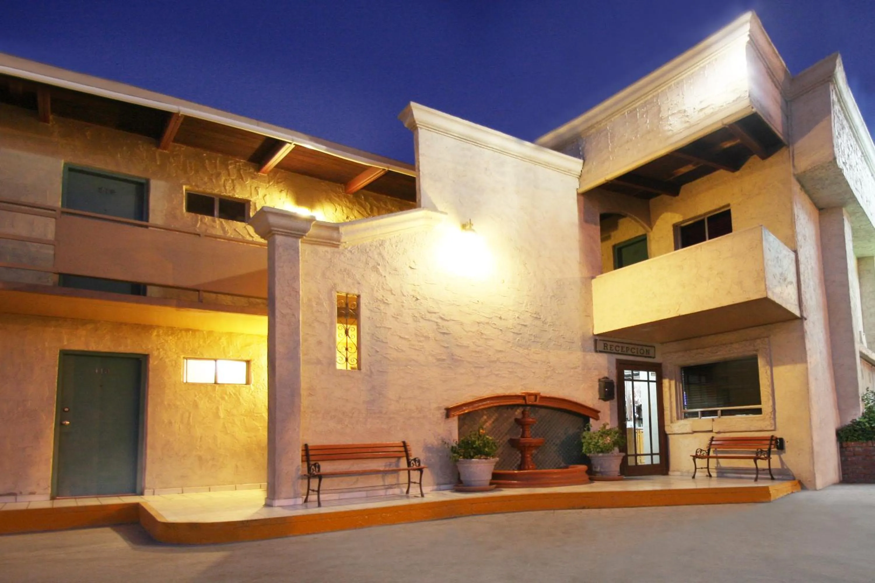 Property building in Hotel Azteca de Oro Mexicali