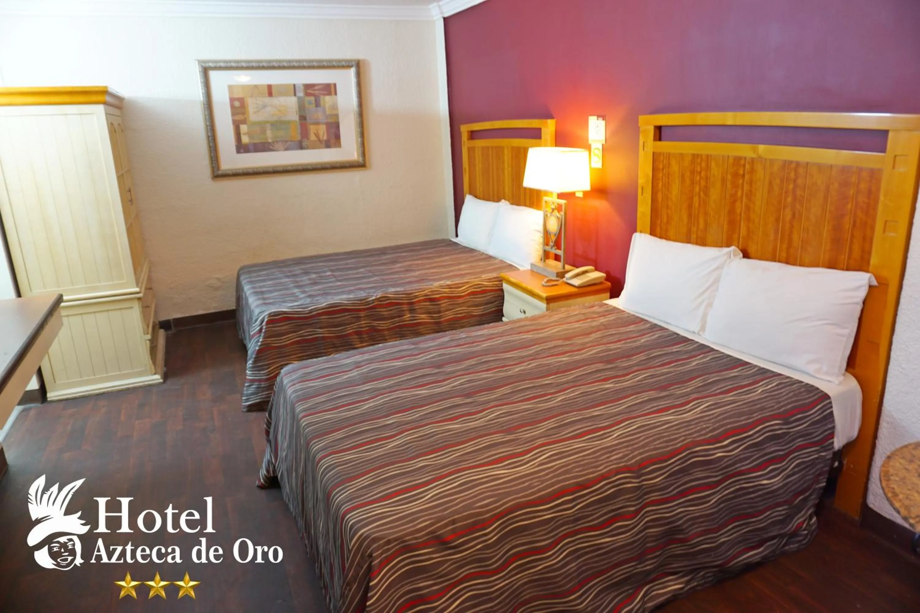Photo of the whole room, Bed in Hotel Azteca de Oro Mexicali