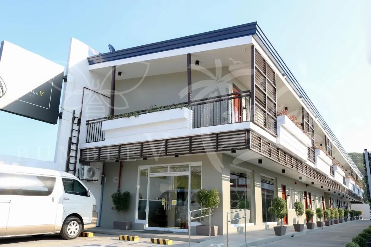 Bumble V Subic Hotel