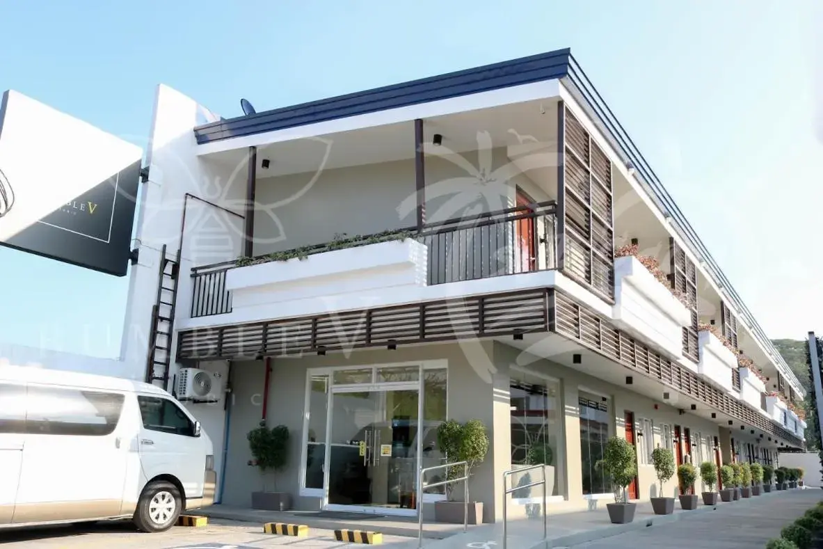 Bumble V Subic Hotel Bumble V Subic Hotel