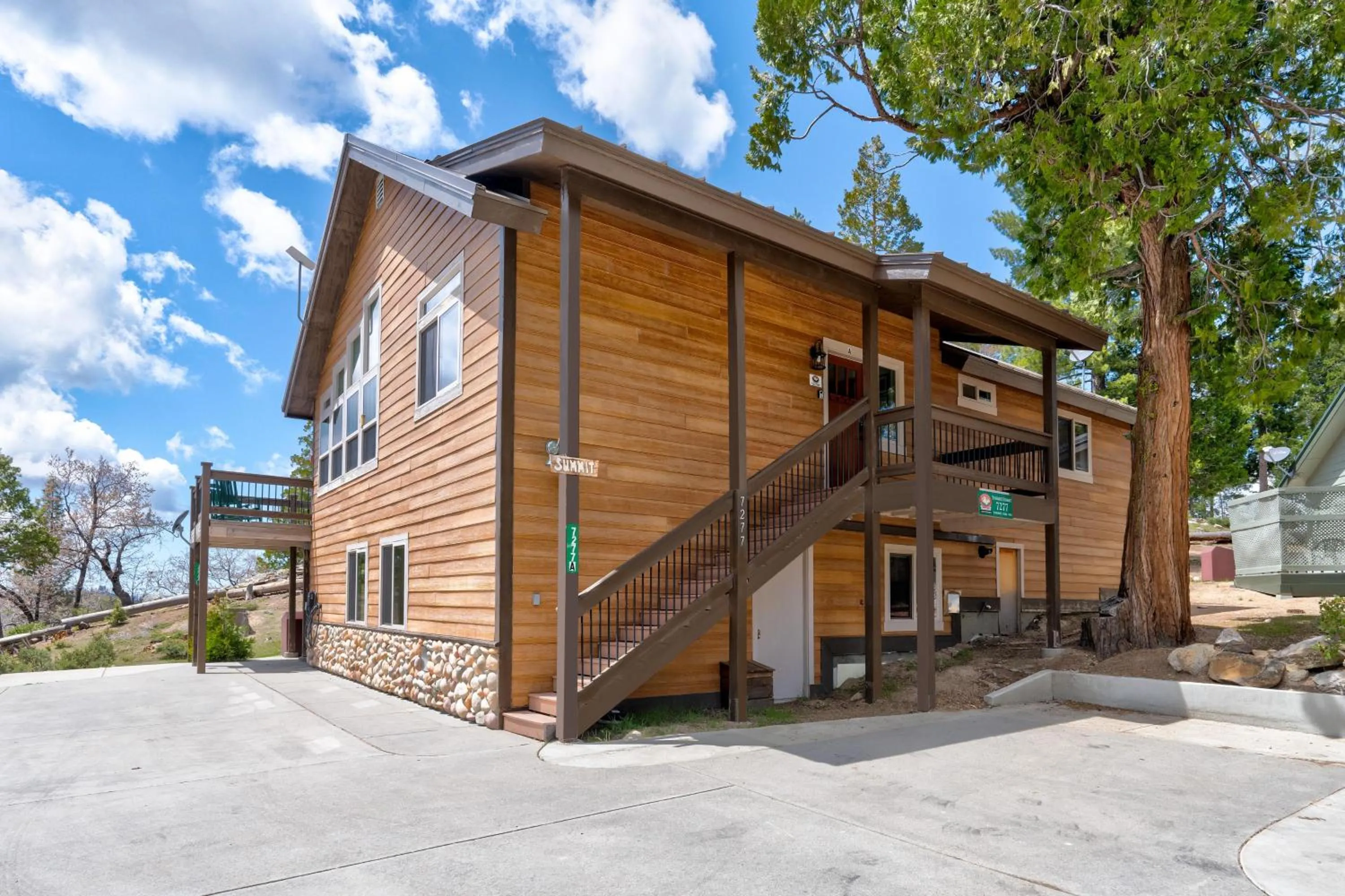 Yosemite Summit & Little Summit