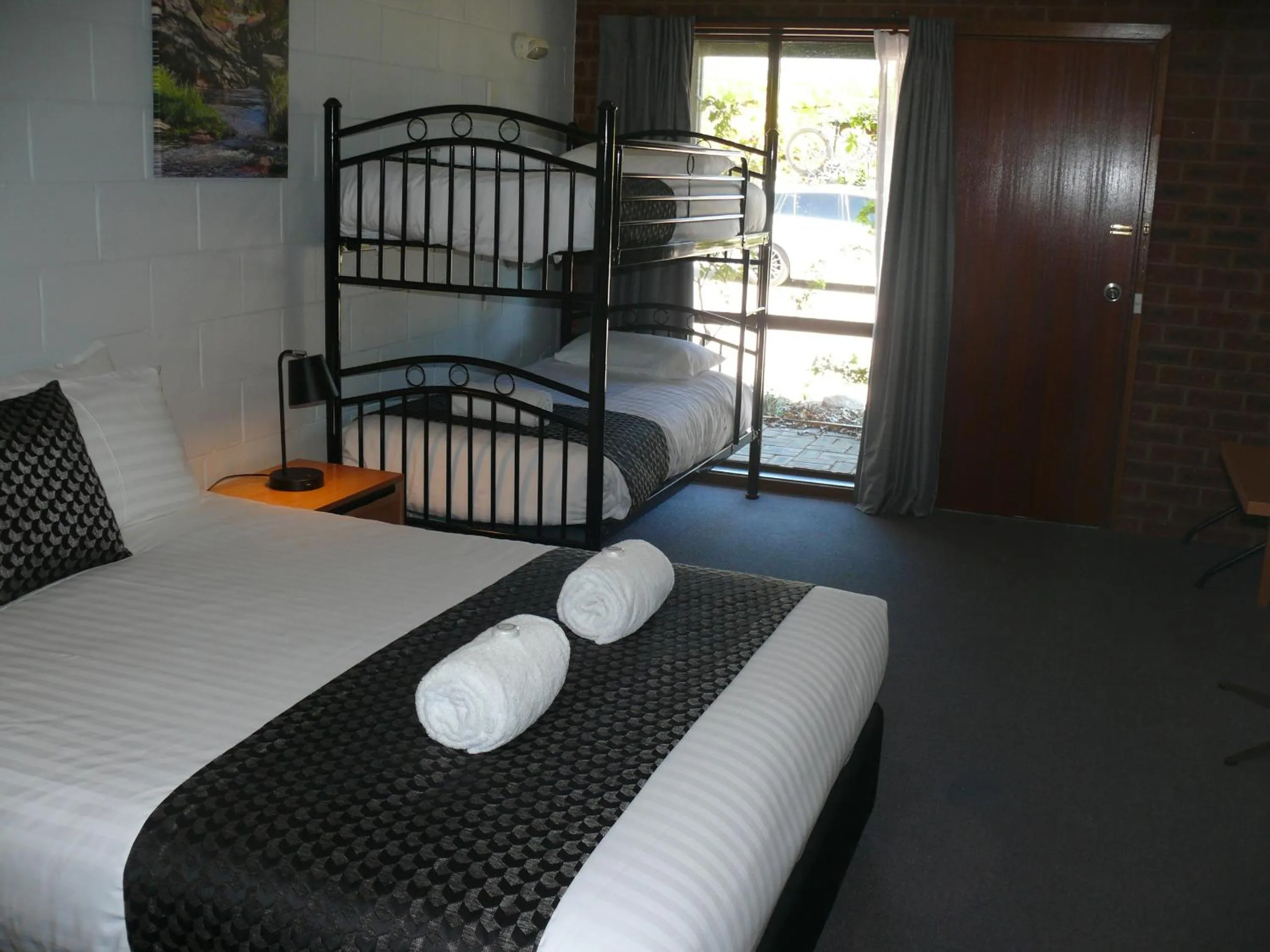 Bedroom, Bed in Milawa Motel