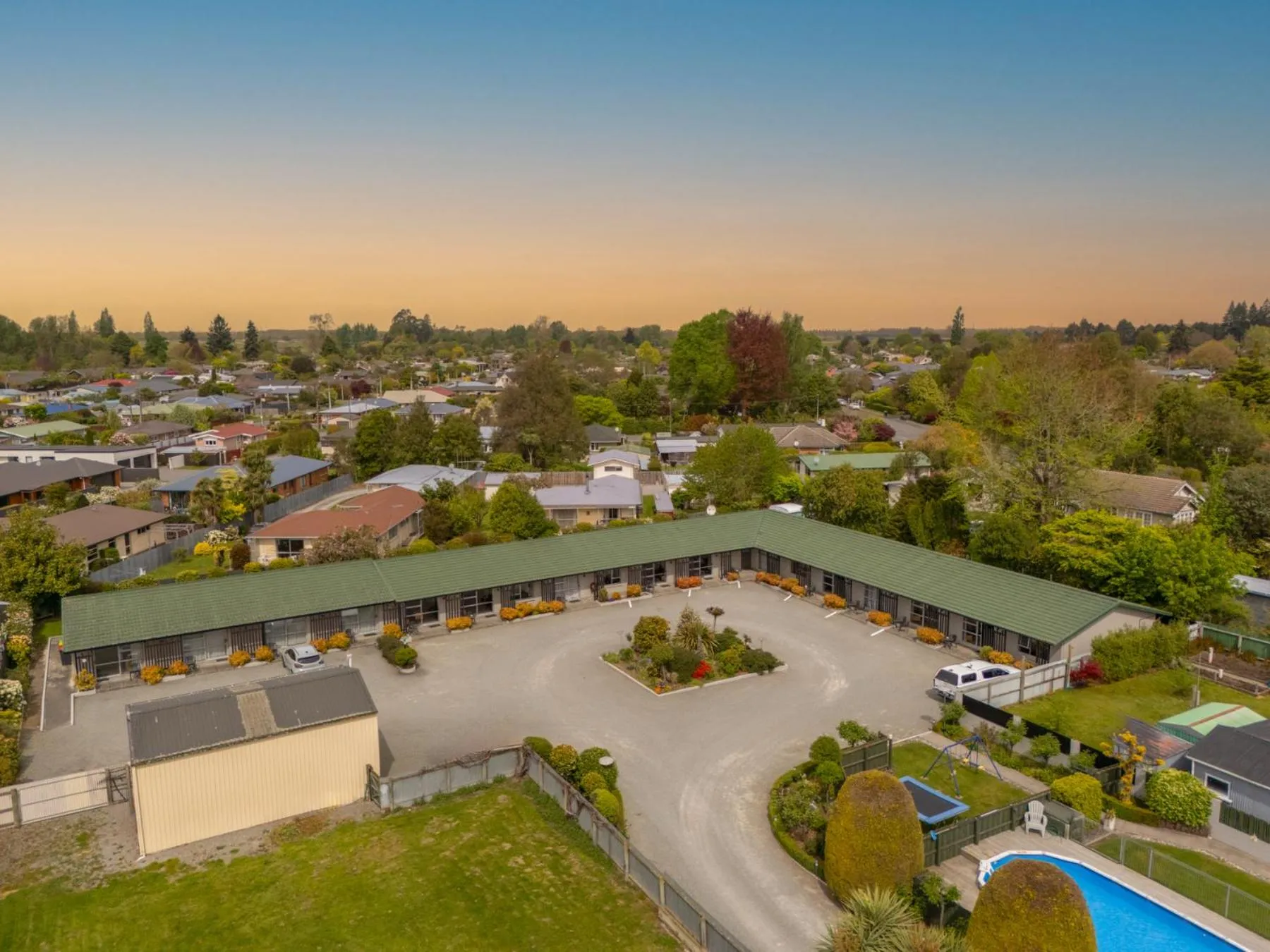 Garden in Andorra Motel