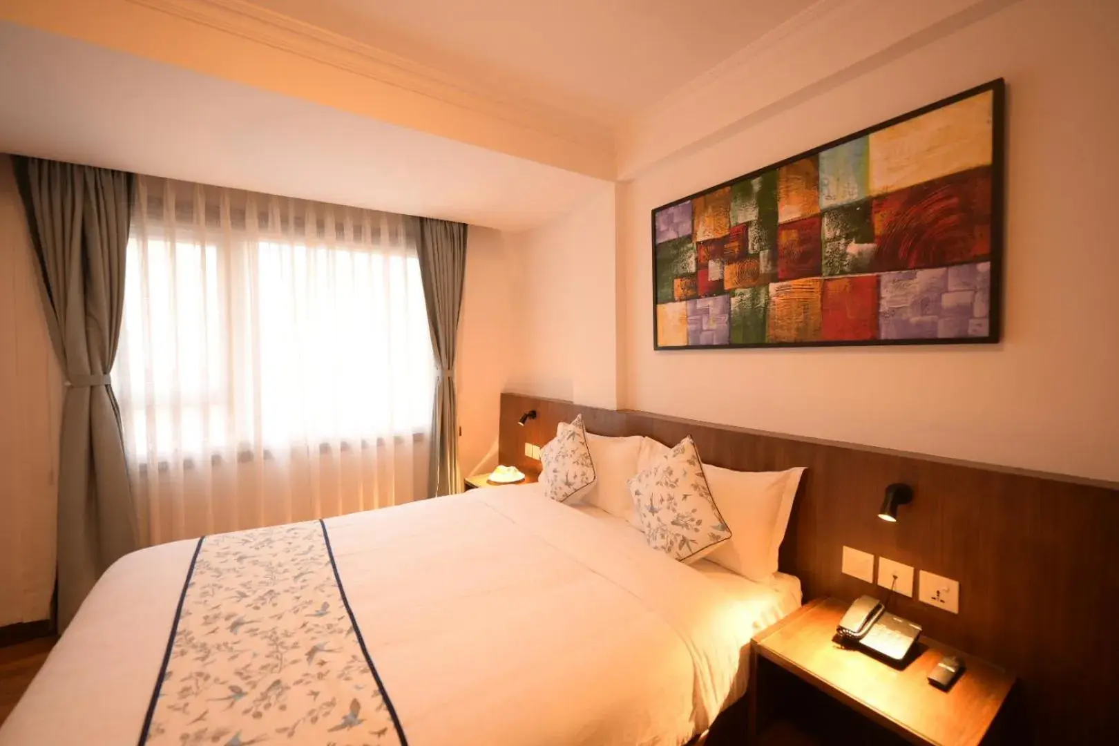 Bedroom, Bed in Gallery Park Hotel Bedroom, Bed in Gallery Park Hotel