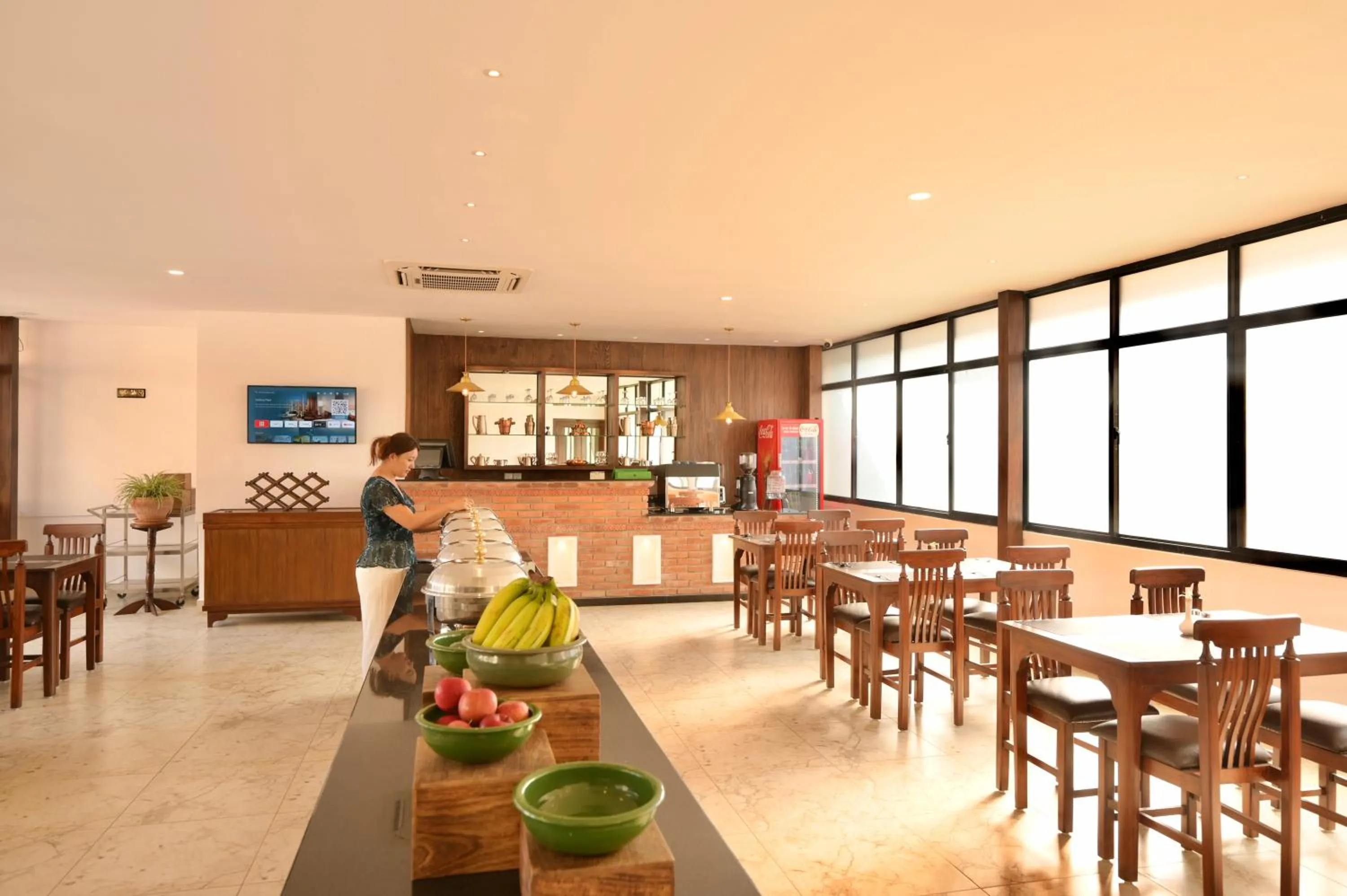 Breakfast in Gallery Park Hotel