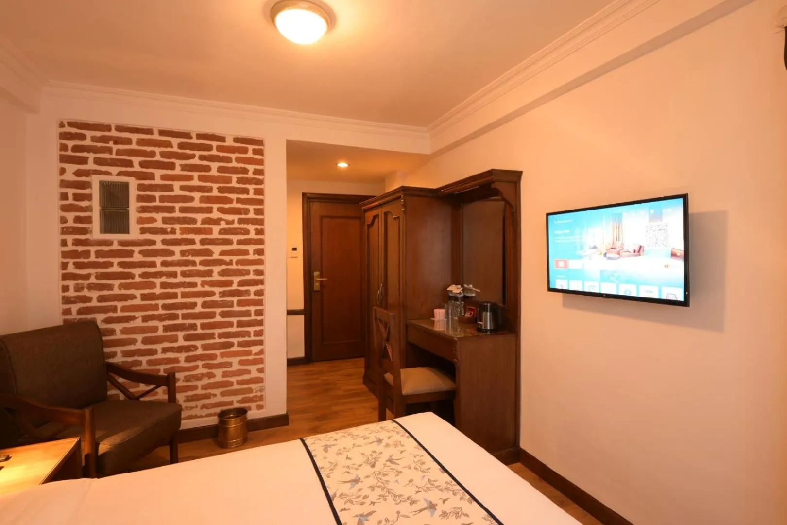 Bedroom in Gallery Park Hotel