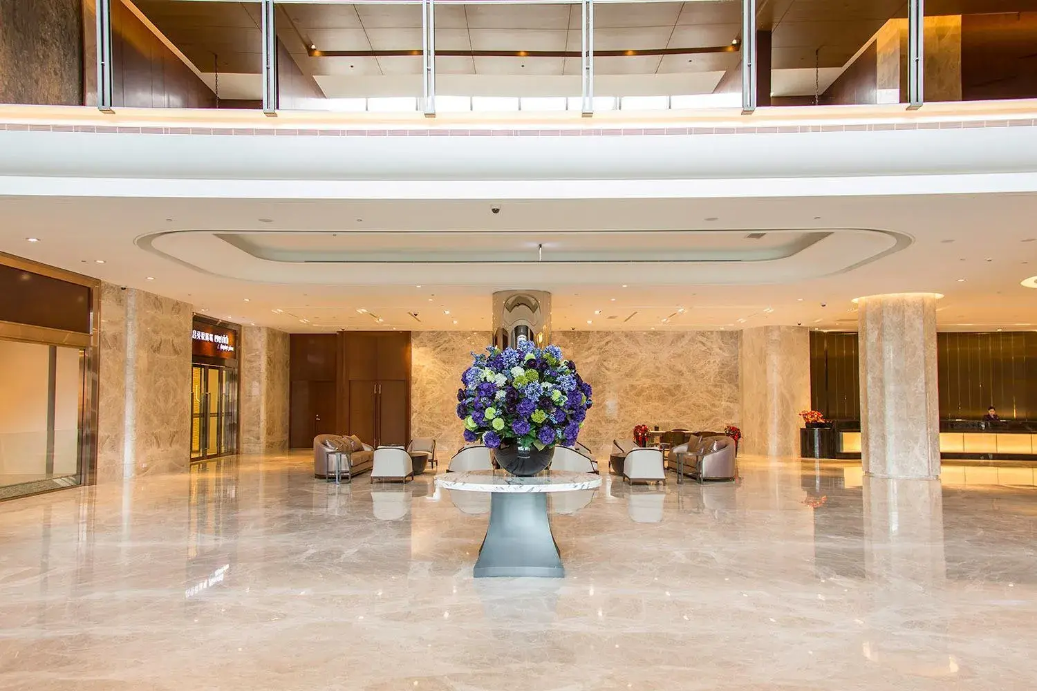 Lobby or reception in Golden Lake Hotel Lobby or reception in Golden Lake Hotel