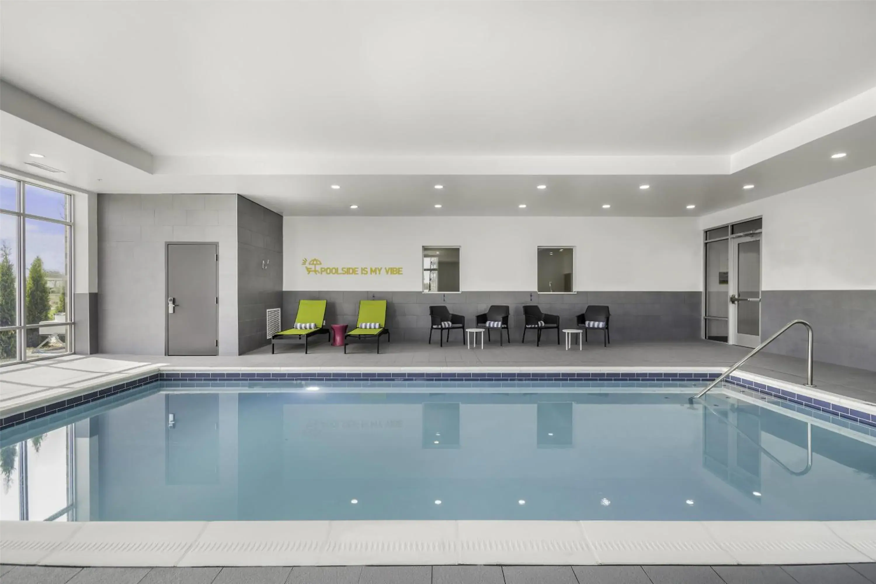 Pool view in Home2 Suites By Hilton Cincinnati Midtown Oakley Pool view in Home2 Suites By Hilton Cincinnati Midtown Oakley