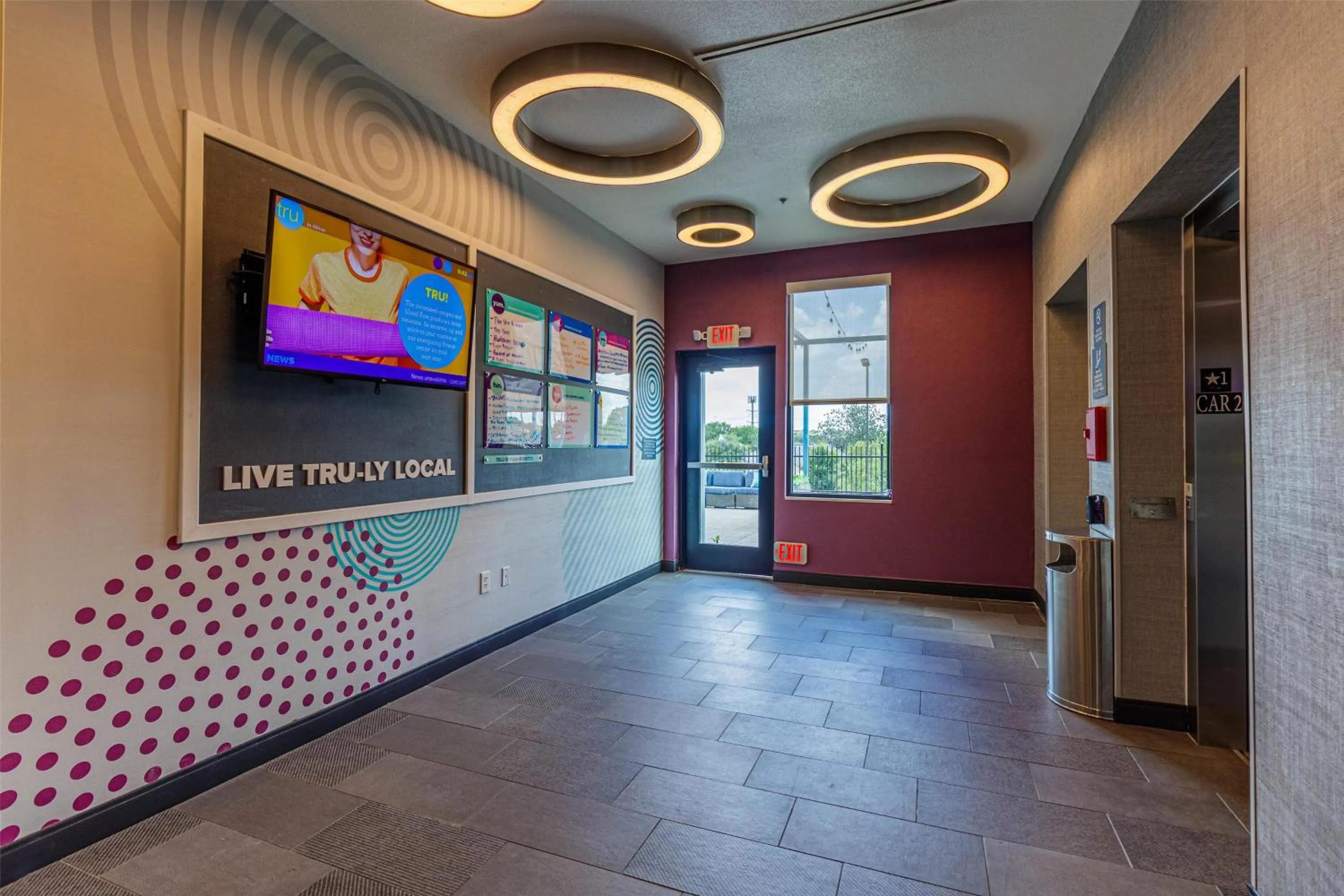 Lobby or reception in Tru By Hilton Mckinney