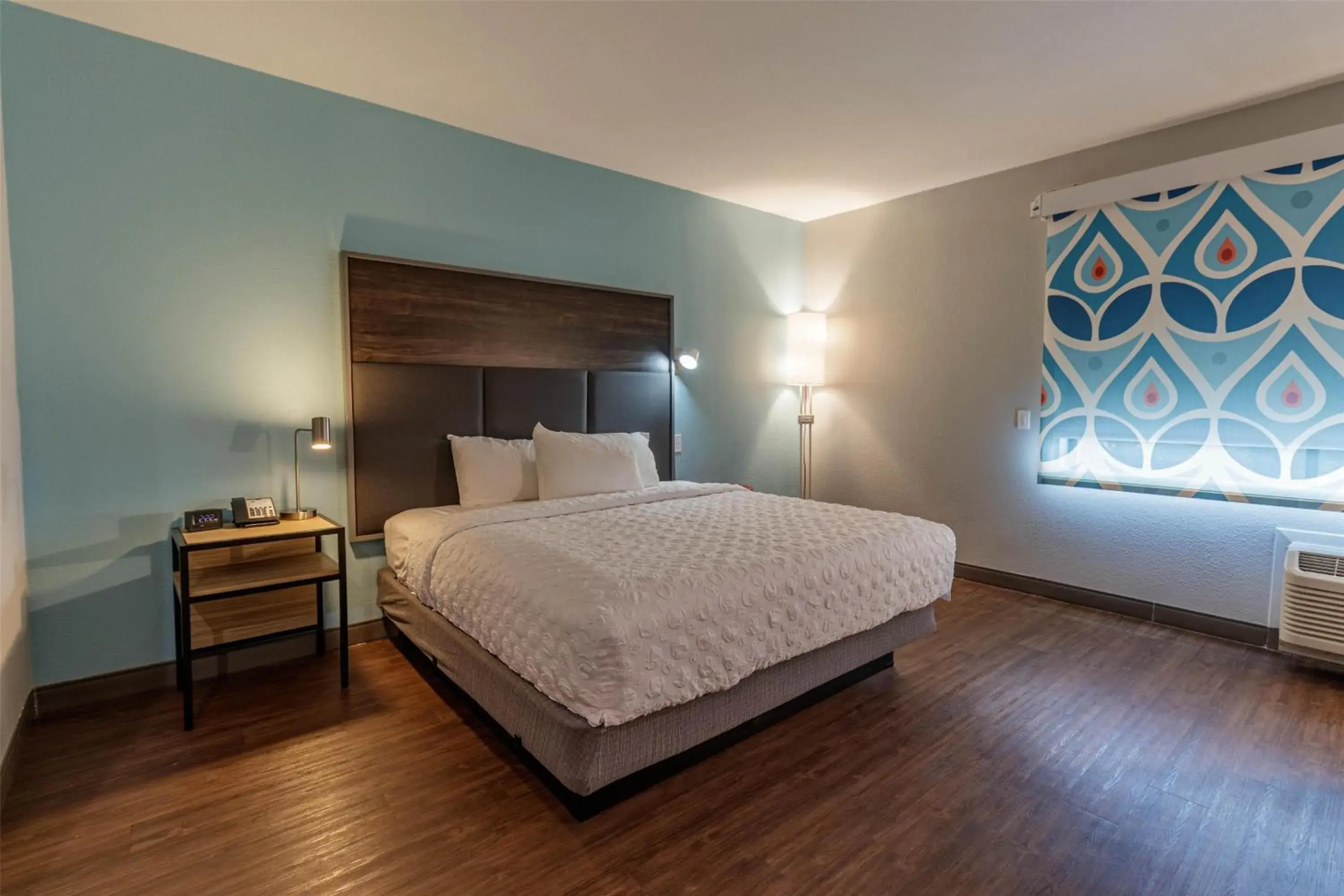 Bed in Tru By Hilton Mckinney Bed in Tru By Hilton Mckinney