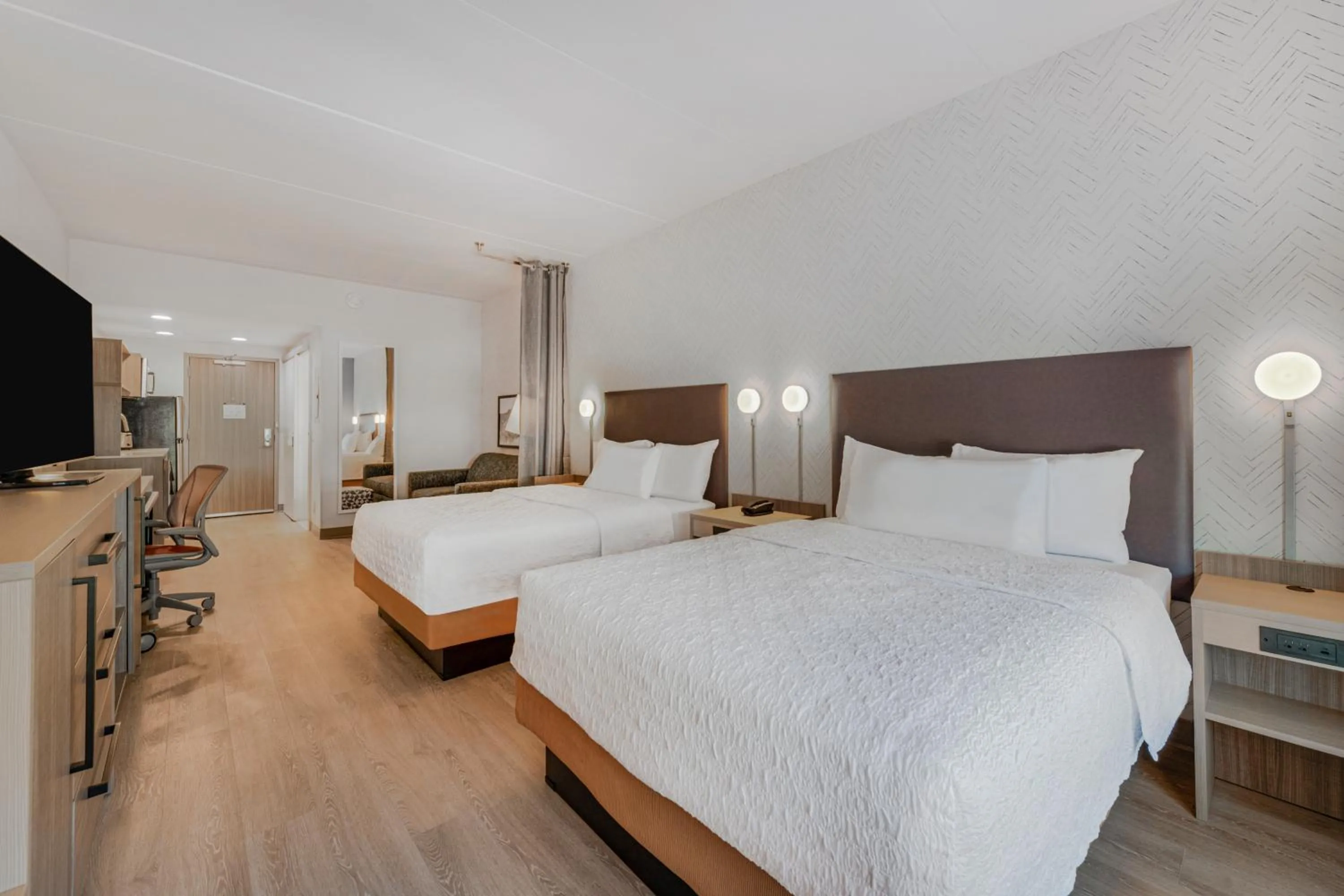 Bedroom, Bed in Home2 Suites By Hilton Boone