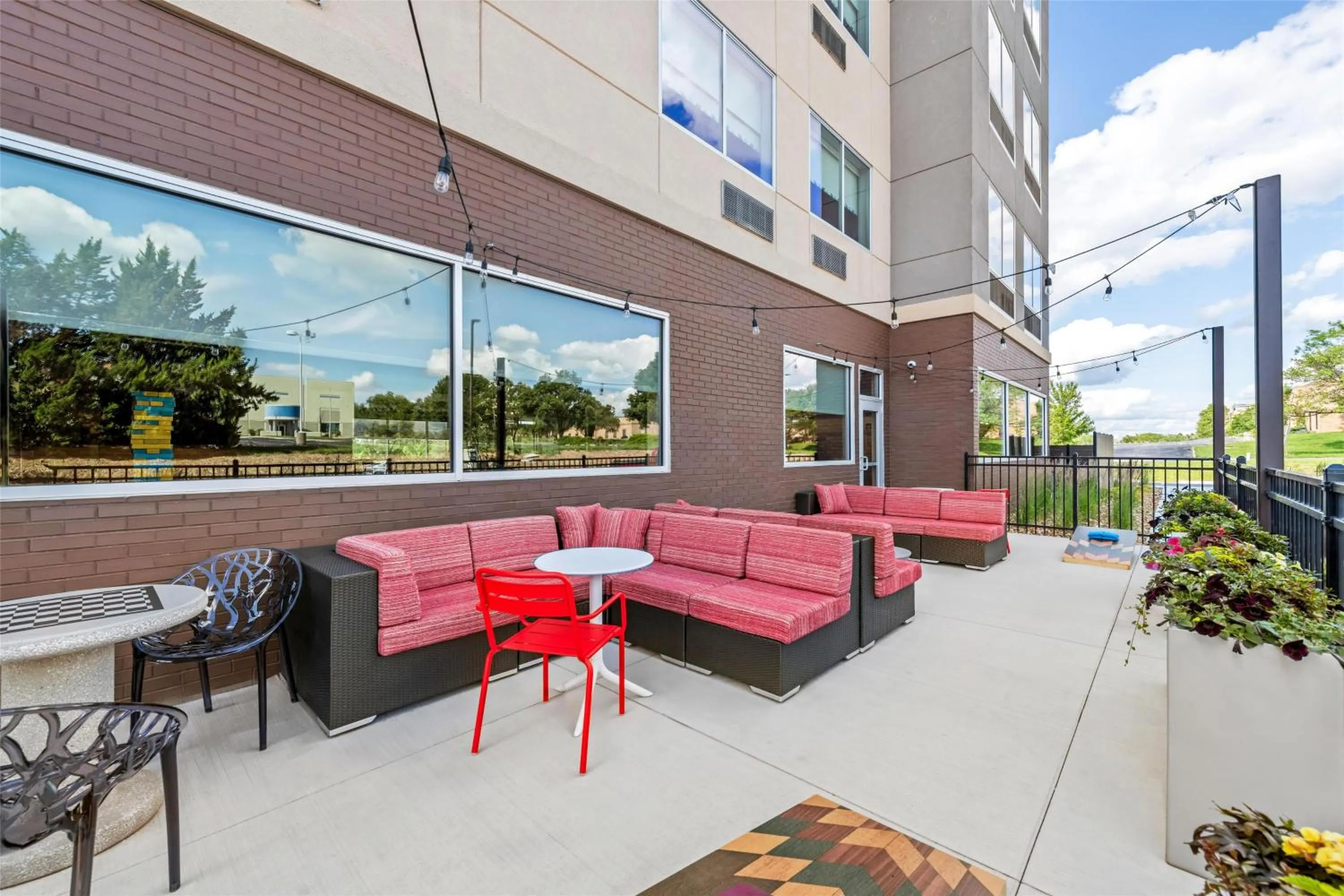 Patio in Tru By Hilton Kansas City Airport