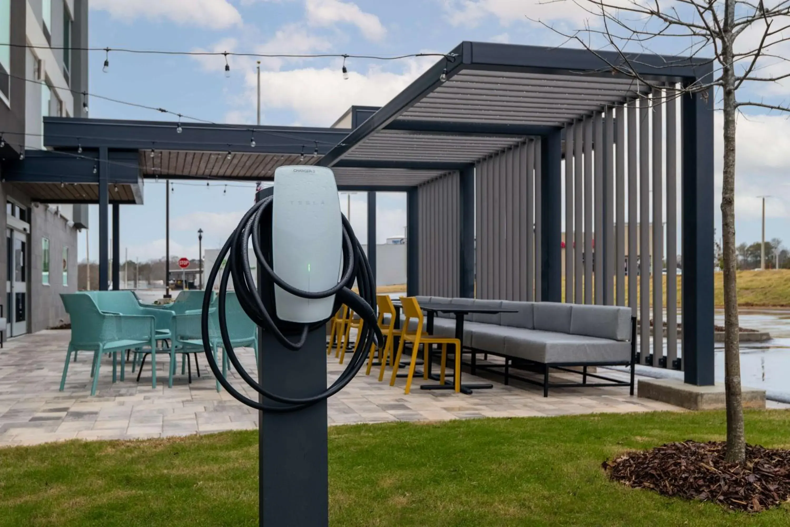 Property building in Home2 Suites By Hilton Troy, Al Property building in Home2 Suites By Hilton Troy, Al