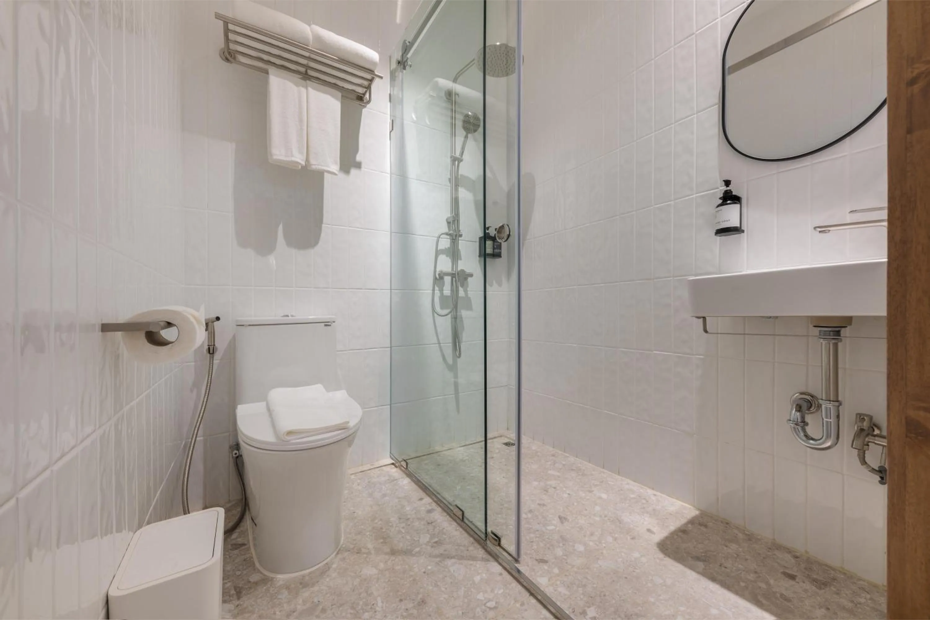 Shower in Upstairs at Ton Ton