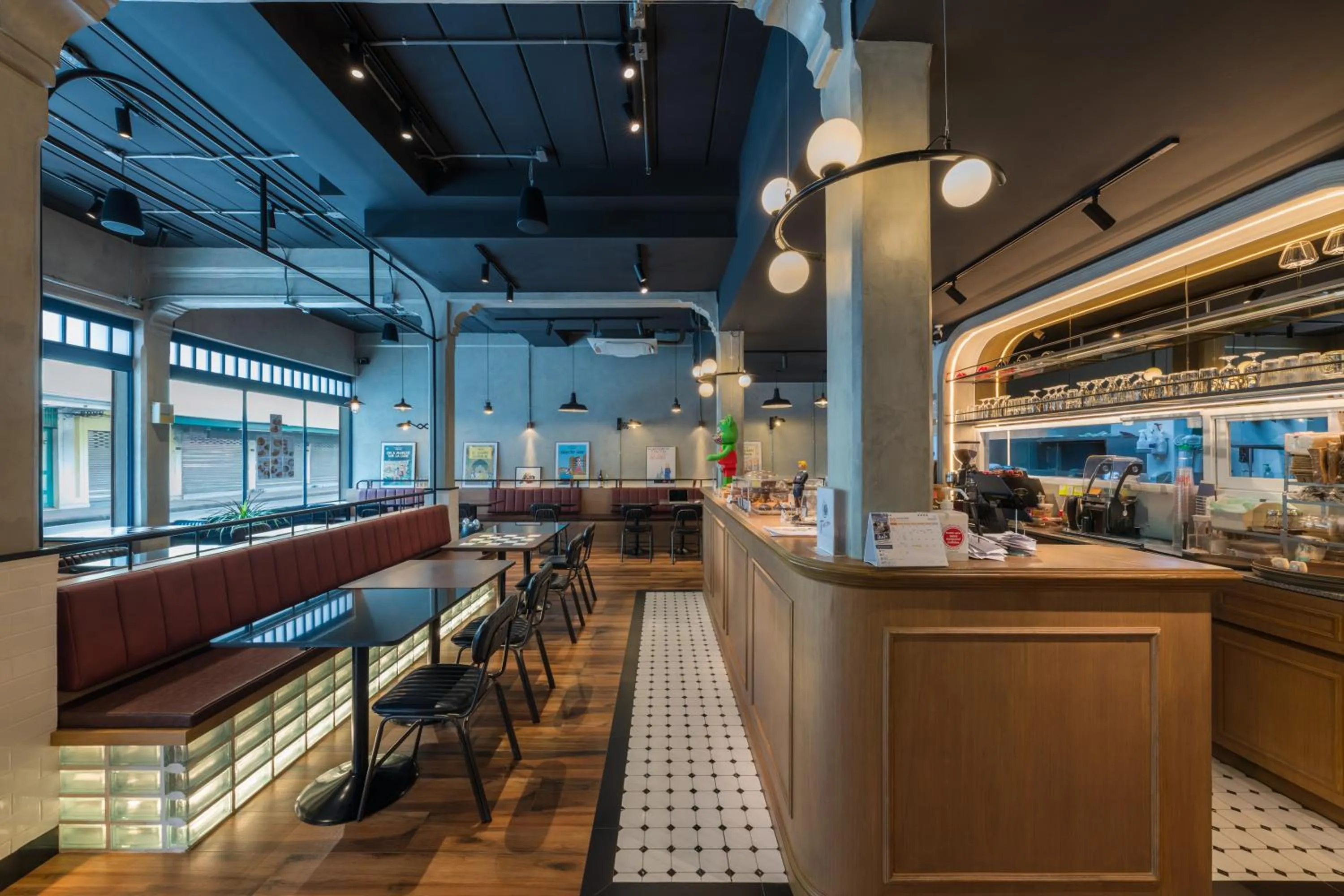 Restaurant/places to eat in Upstairs at Ton Ton