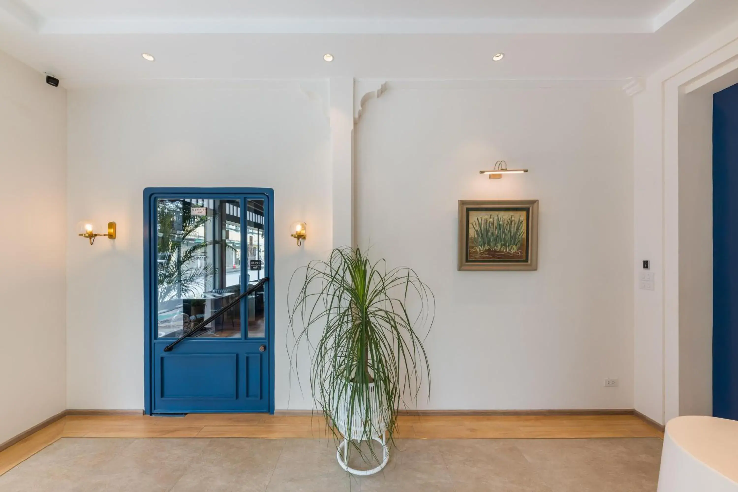 Property building in Upstairs at Ton Ton Property building in Upstairs at Ton Ton