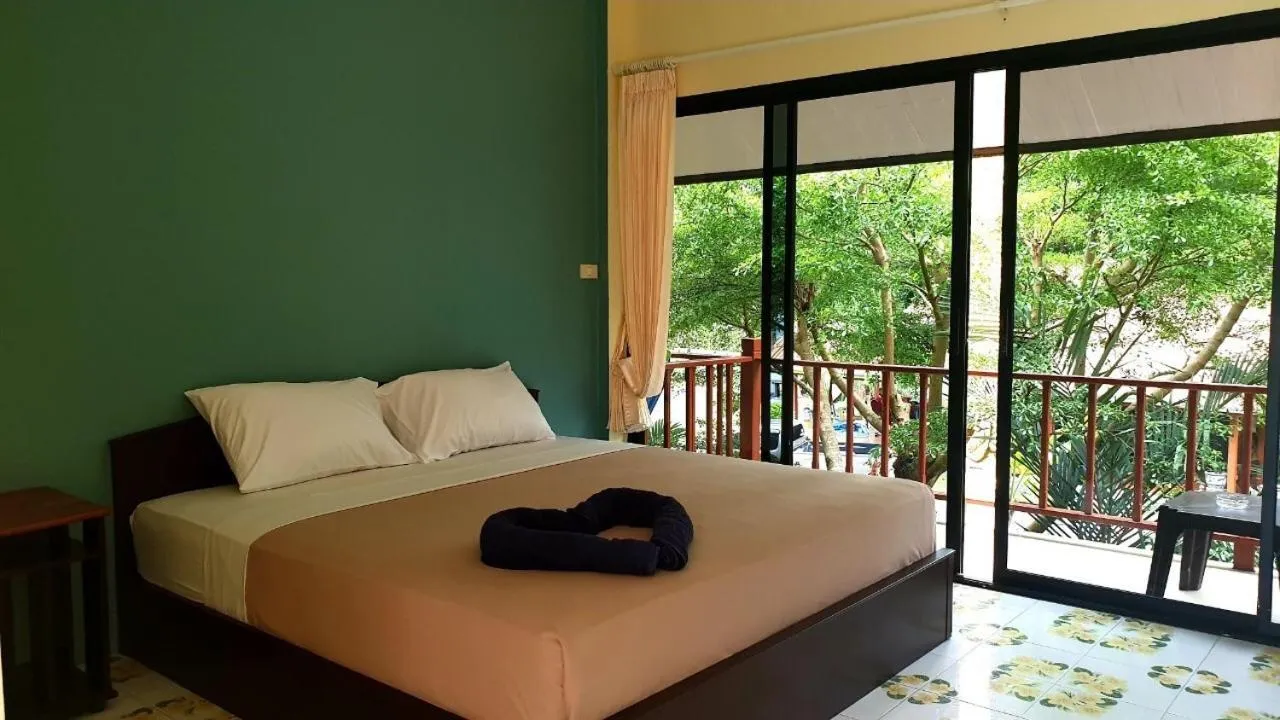 Bed in Boonya Resort Koh Chang