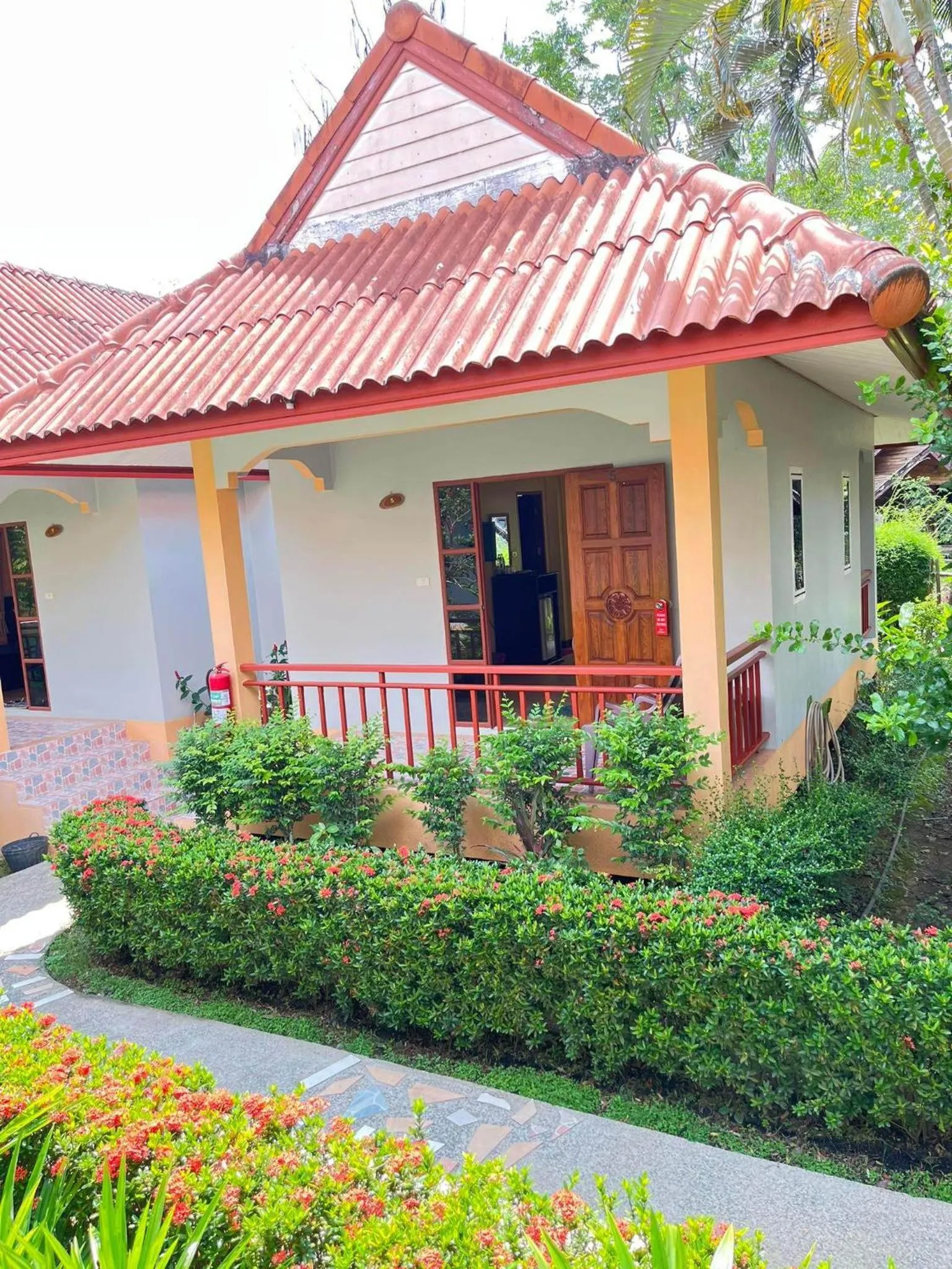 Garden in Boonya Resort Koh Chang