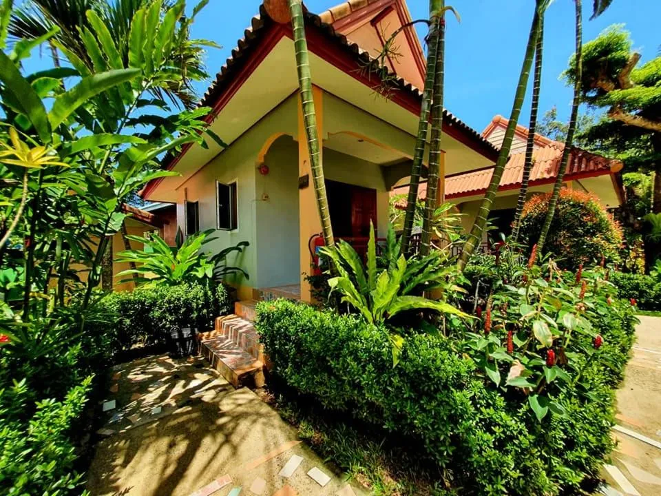 Garden in Boonya Resort Koh Chang