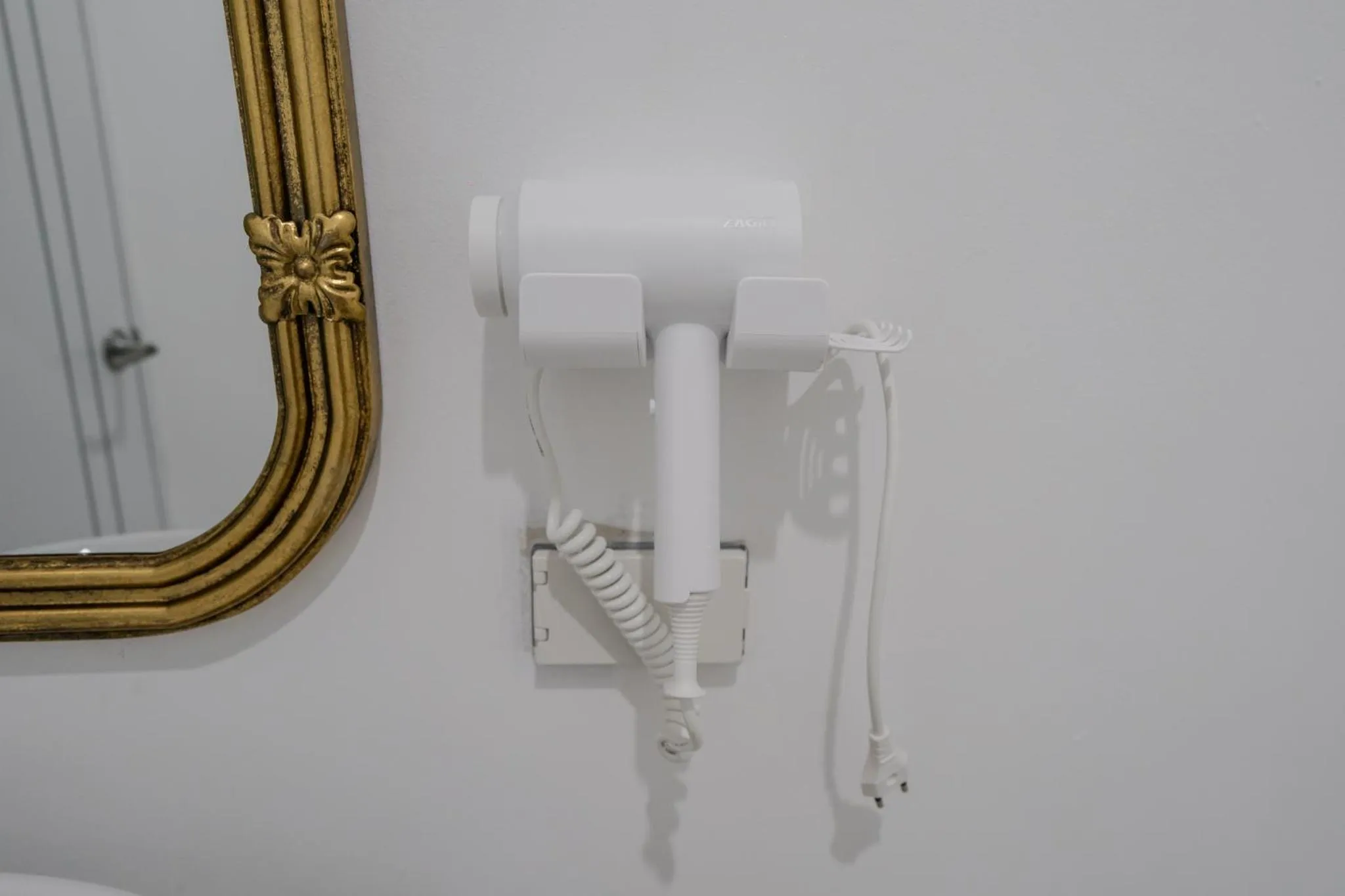 Bathroom in Golden Manora Hotel Bangtao Beach Phuket