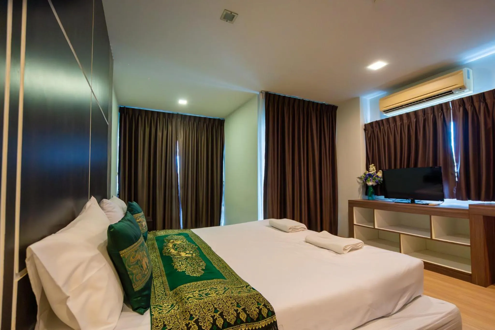 Bed in Golden Manora Hotel Bangtao Beach Phuket