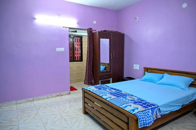 Bed in The Shadaxari Nilaya