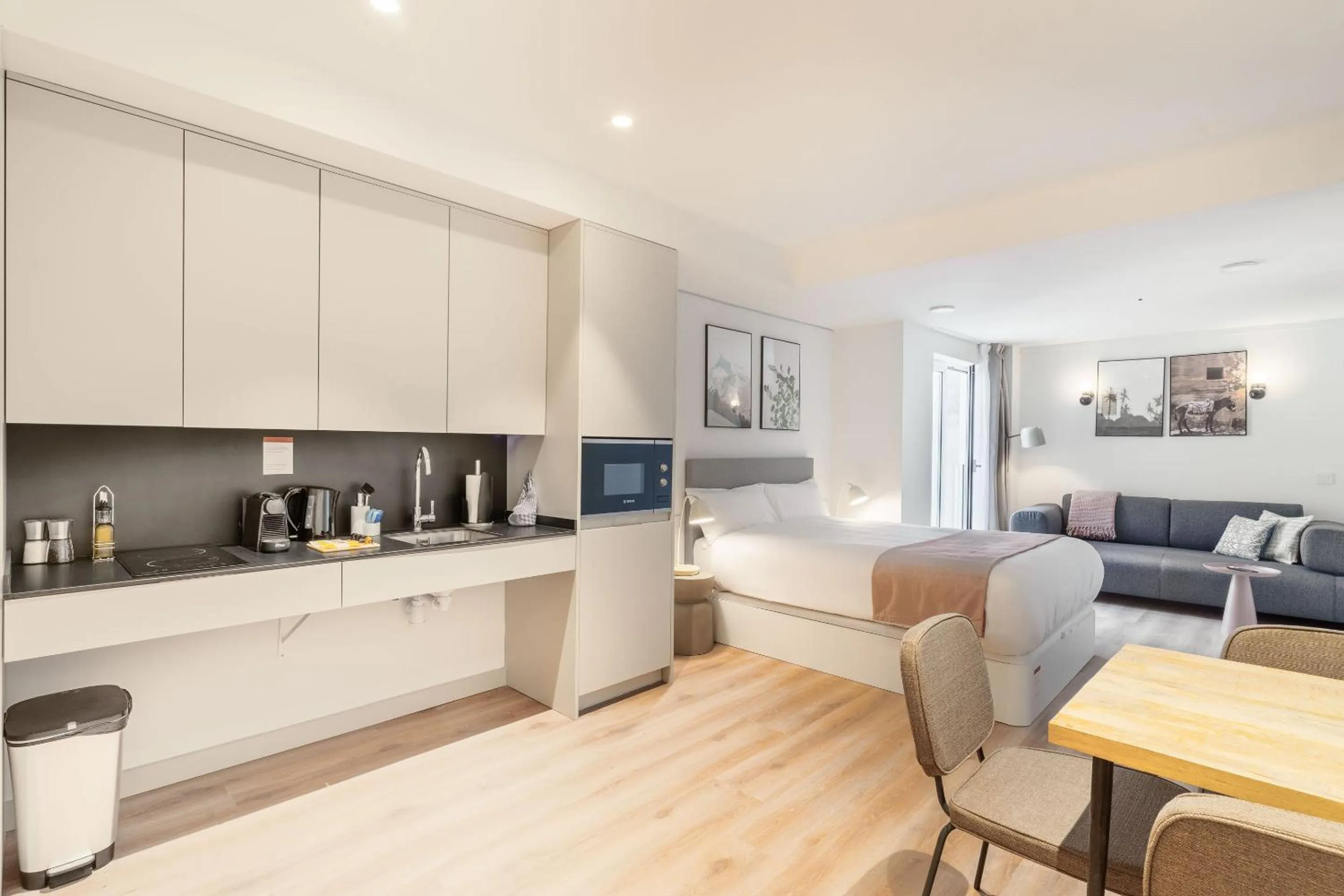 Bed in Limehome Madrid Calle de Juan Hurtado de Mendoza