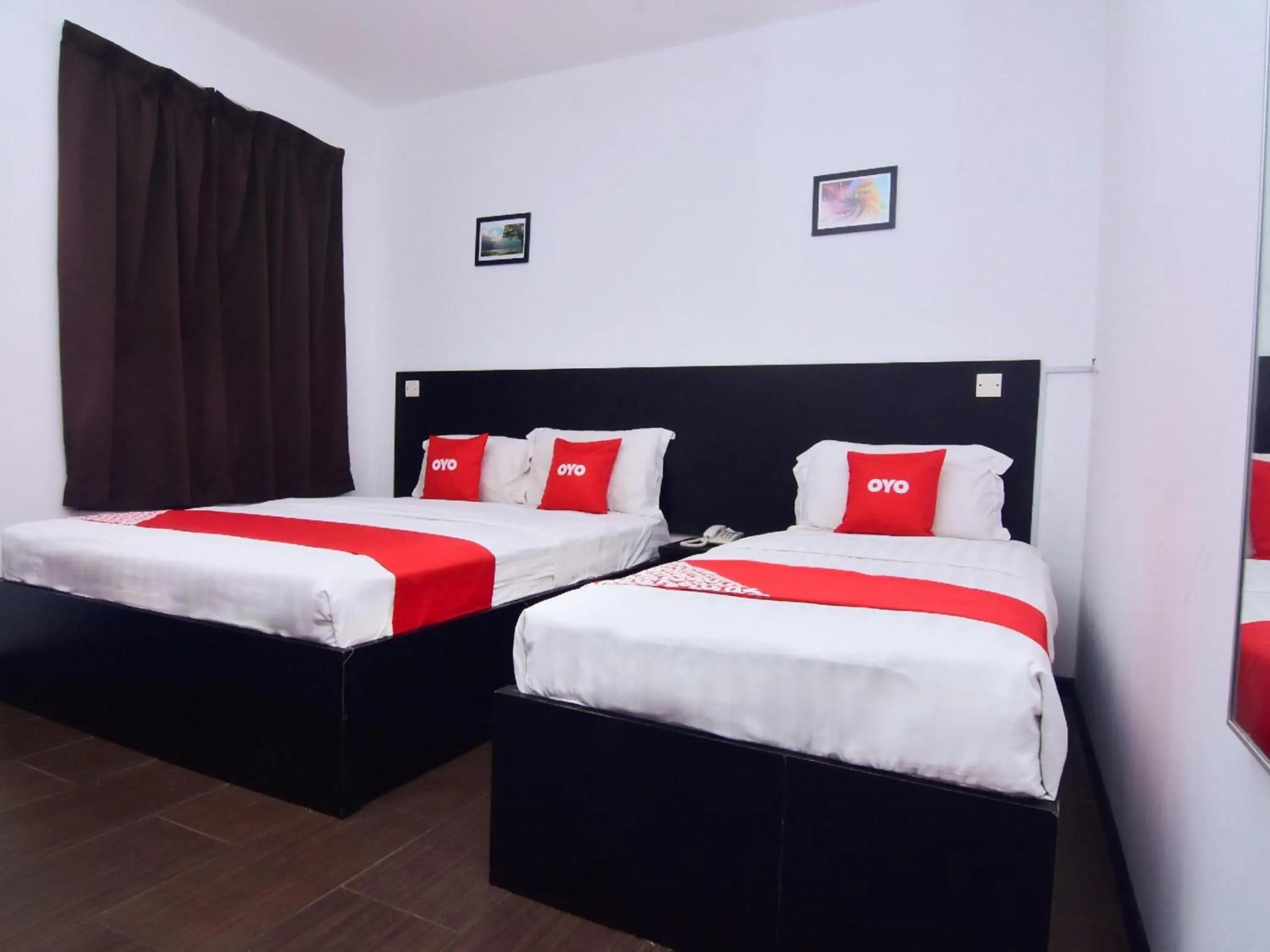 Photo of the whole room, Bed in Hotel O Astana Hotel Photo of the whole room, Bed in Hotel O Astana Hotel