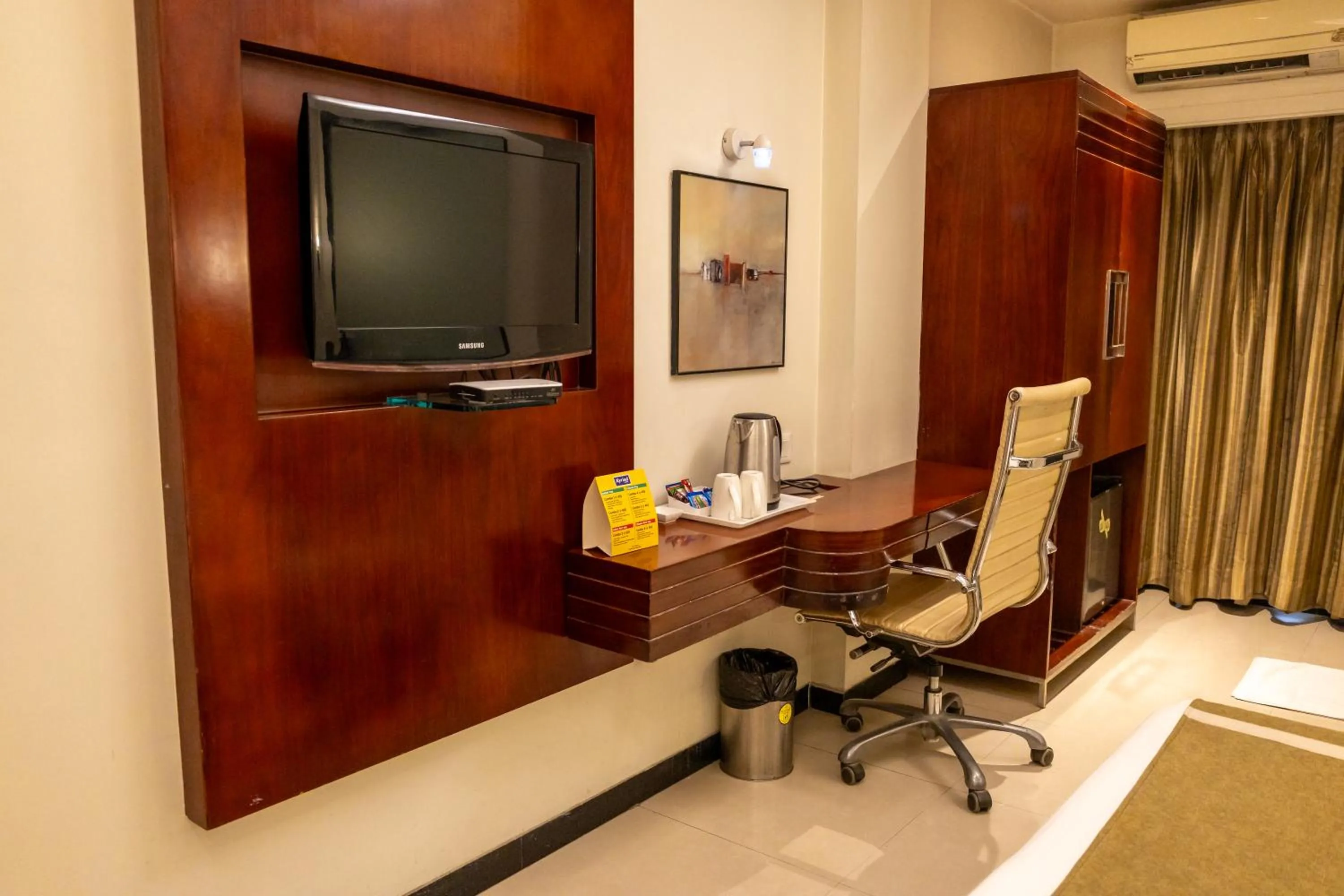 Kyriad Hotel Indore by OTHPL