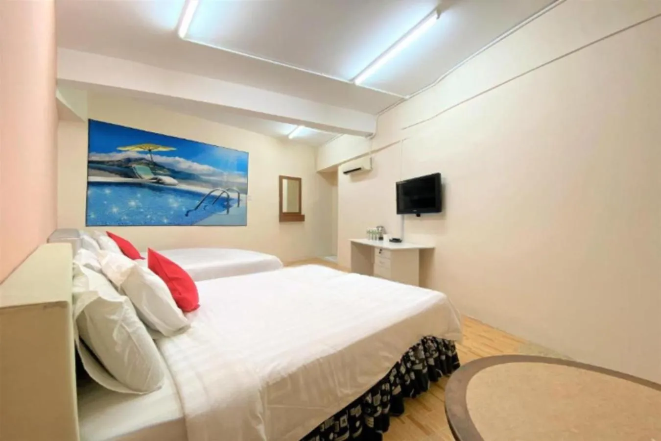 Bed in B Hotel Penang