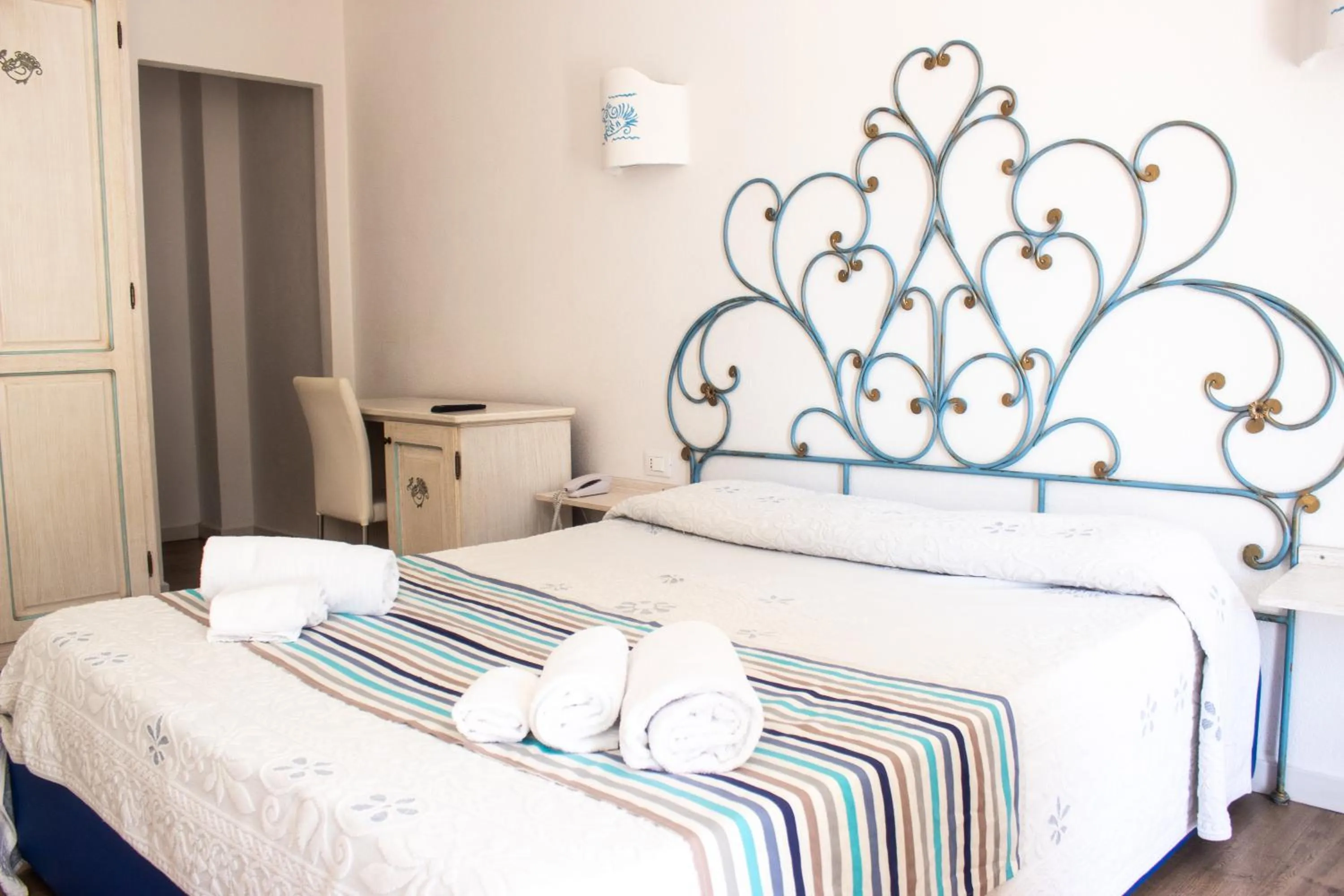 Bed in Olbia City Hotel & Spa