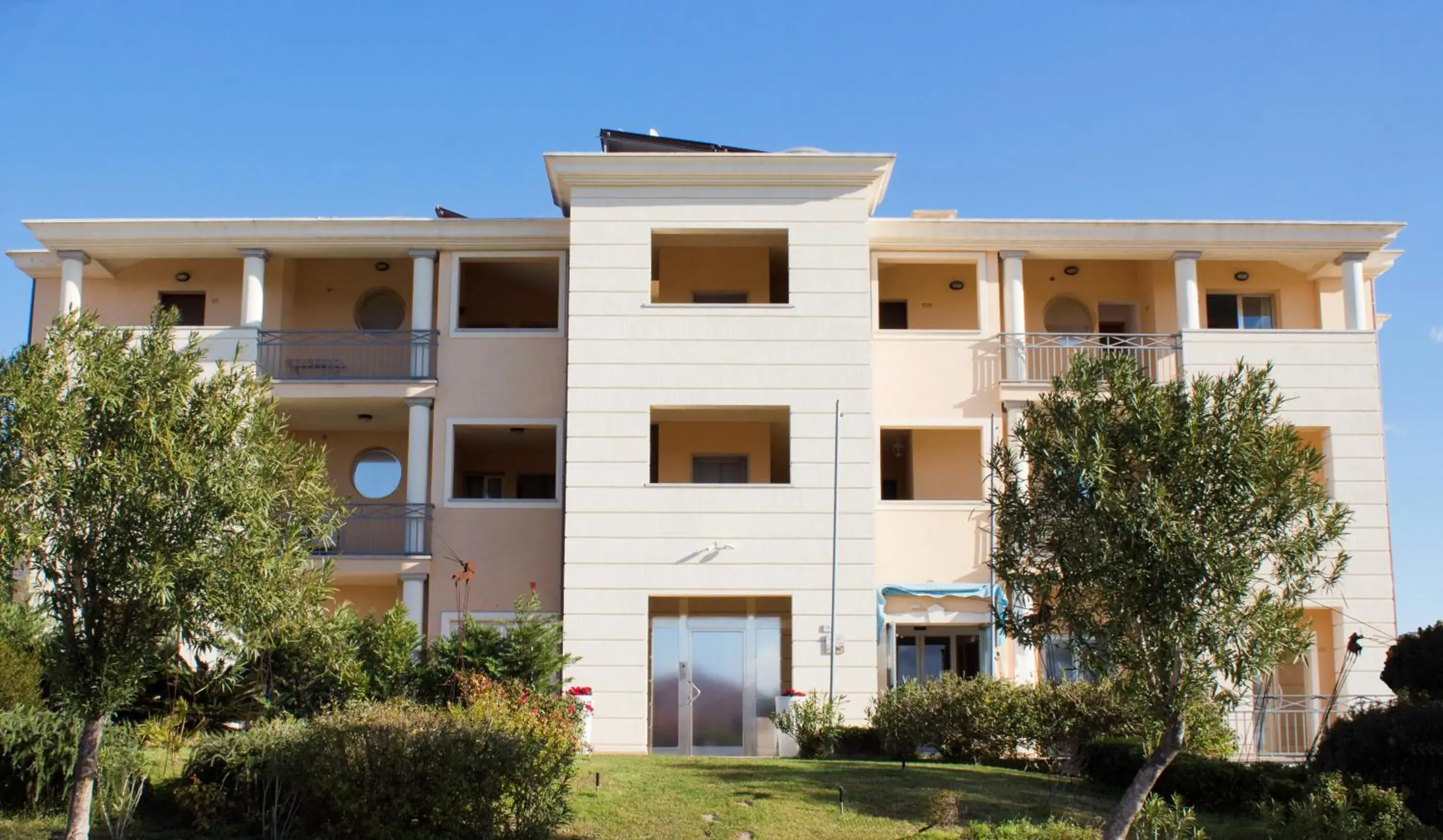 Facade/entrance in Olbia City Hotel & Spa Facade/entrance in Olbia City Hotel & Spa