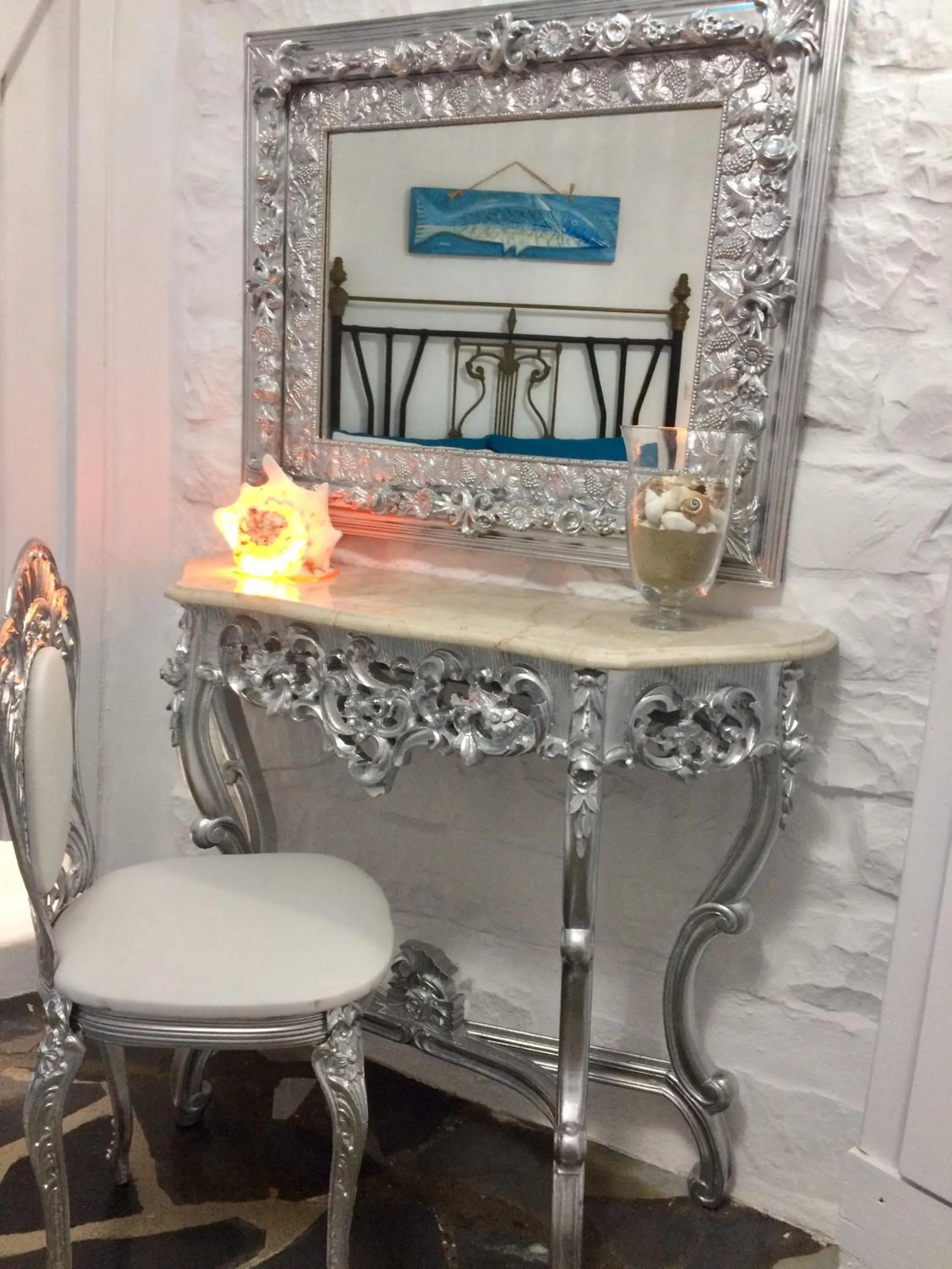 Photo of the whole room in Mykonos Secret Spot