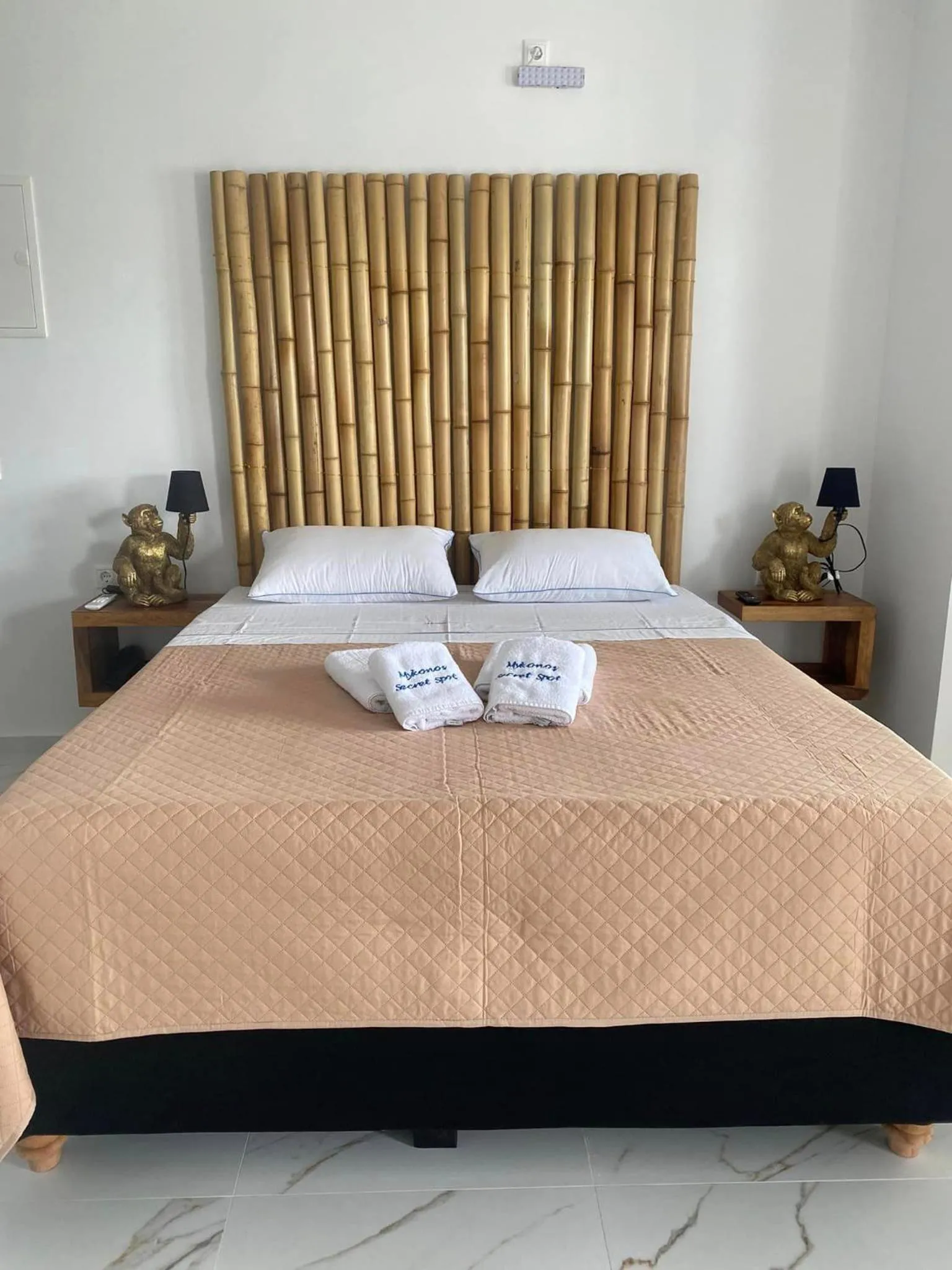 Bed in Mykonos Secret Spot