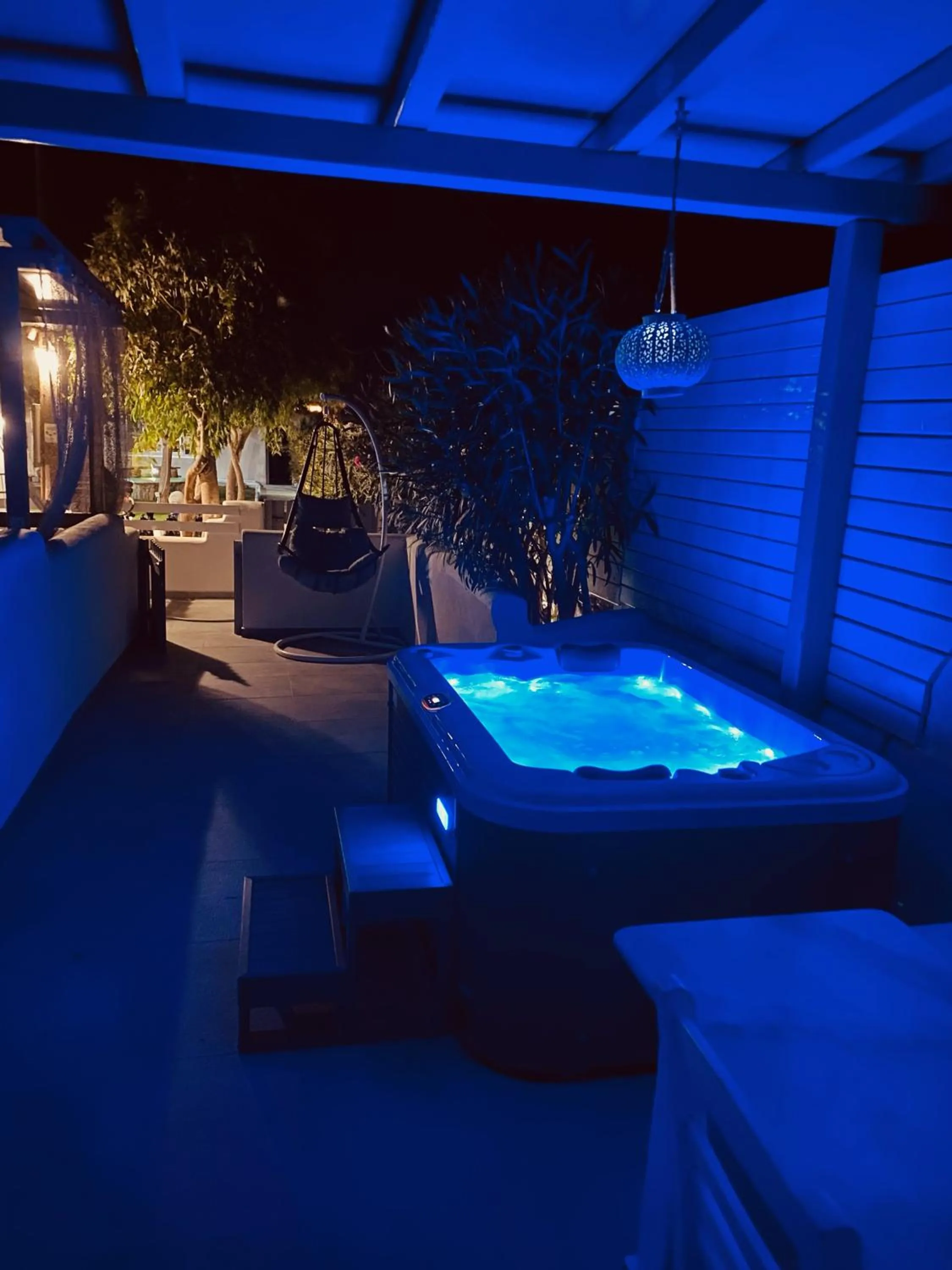 Hot Tub in Mykonos Secret Spot