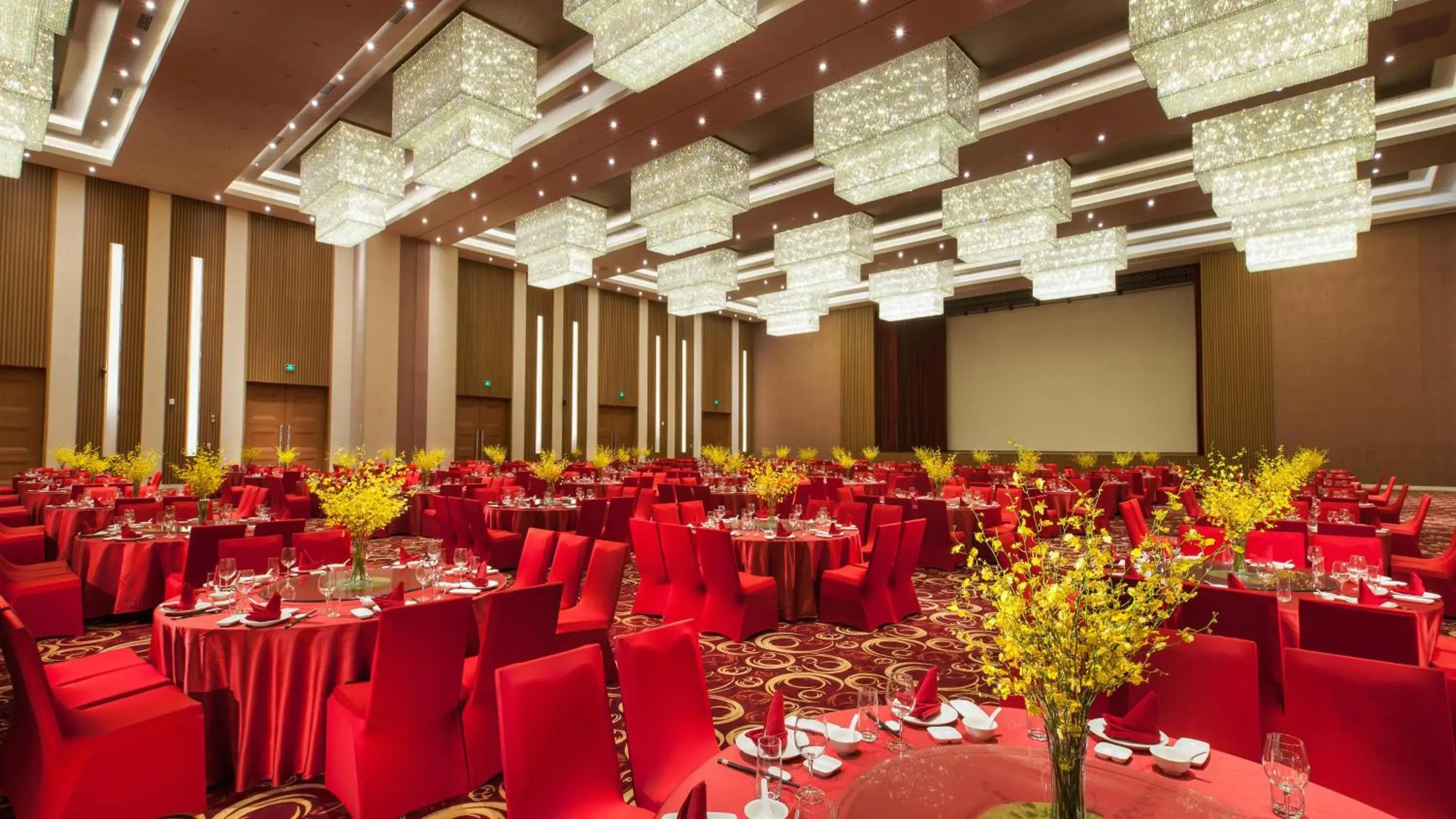 Lobby or reception in Holiday Inn Putian Xiuyu by IHG Lobby or reception in Holiday Inn Putian Xiuyu by IHG