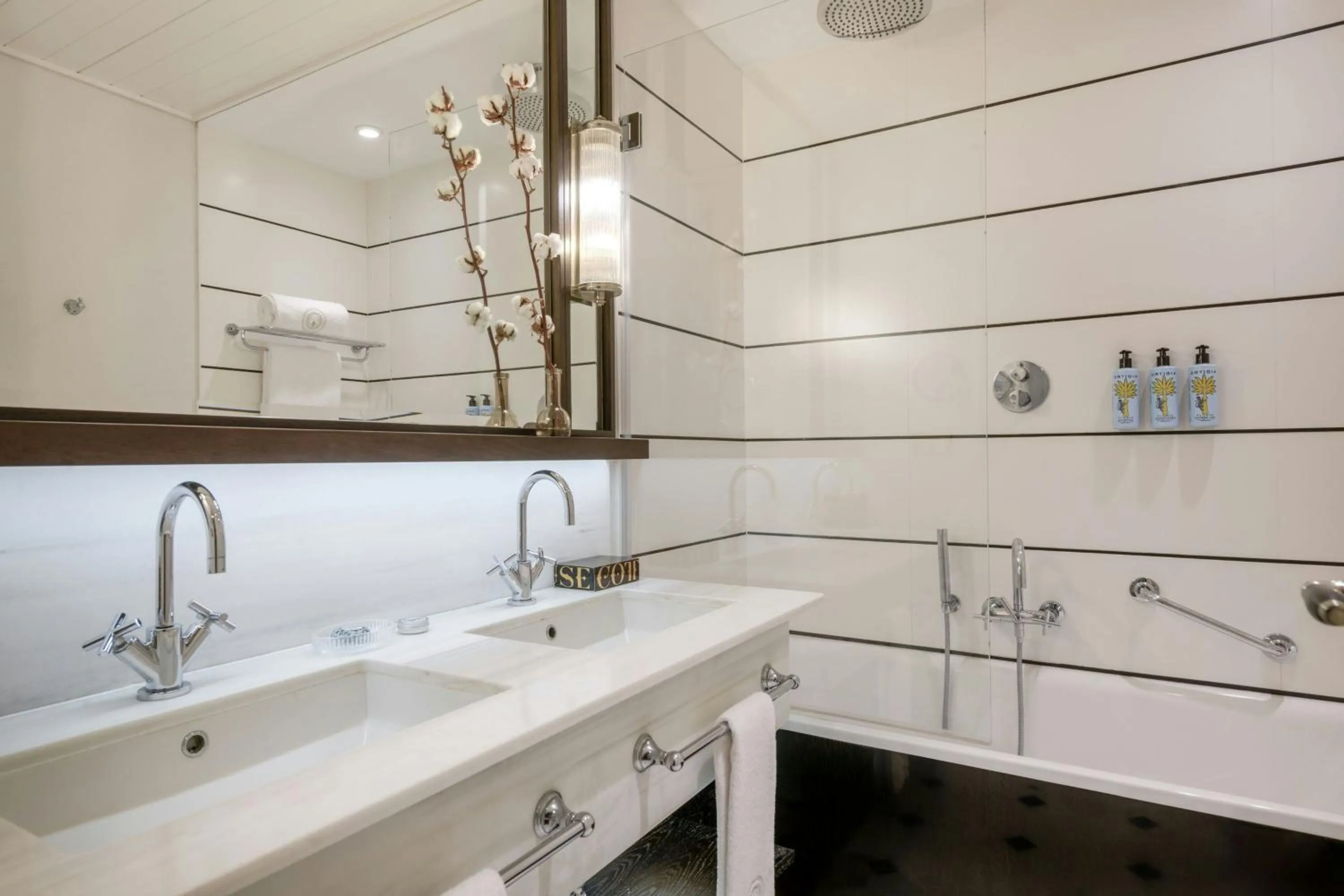 Bathroom in Cotton House Hotel, Autograph Collection