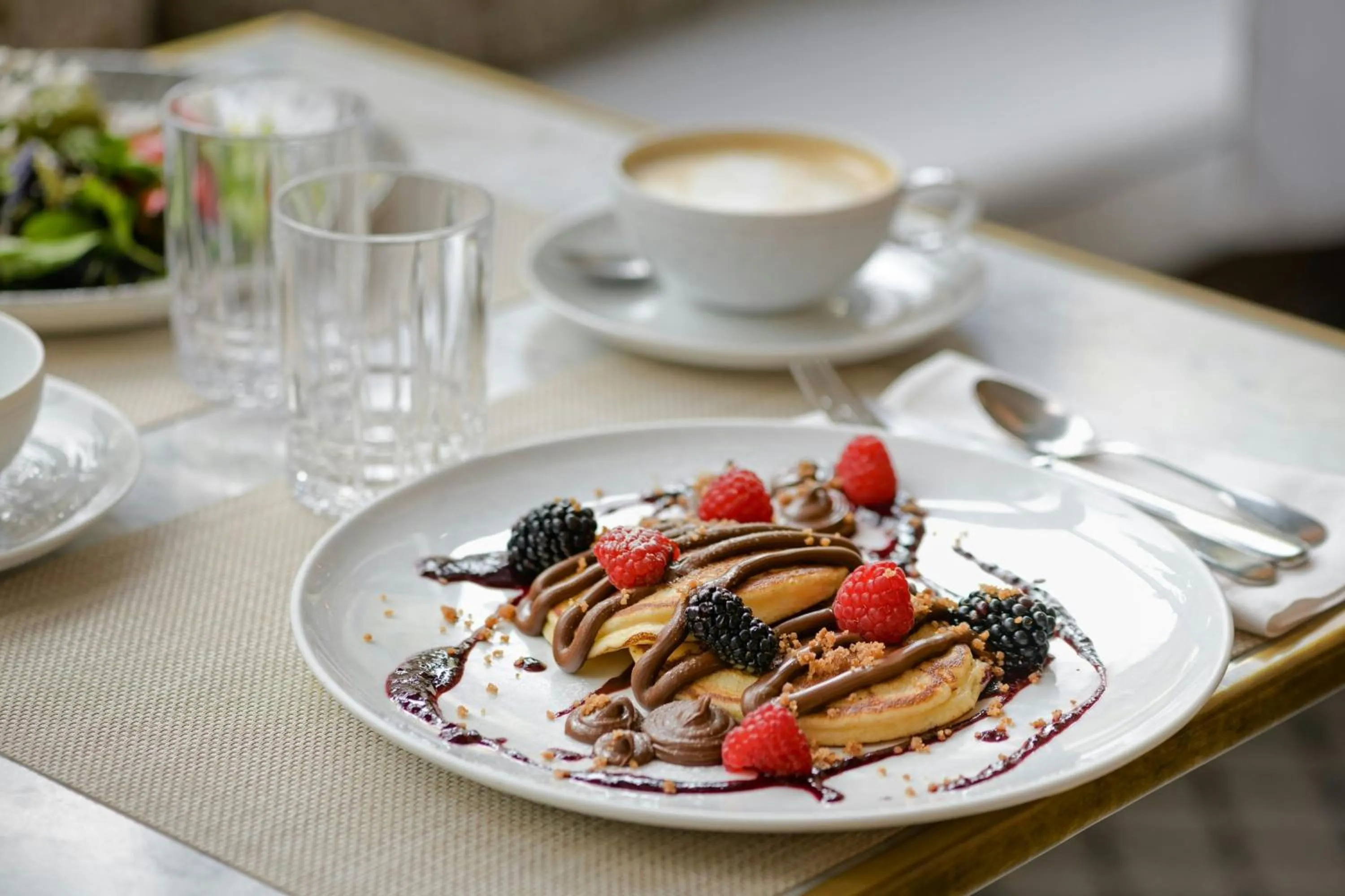 Breakfast in Cotton House Hotel, Autograph Collection