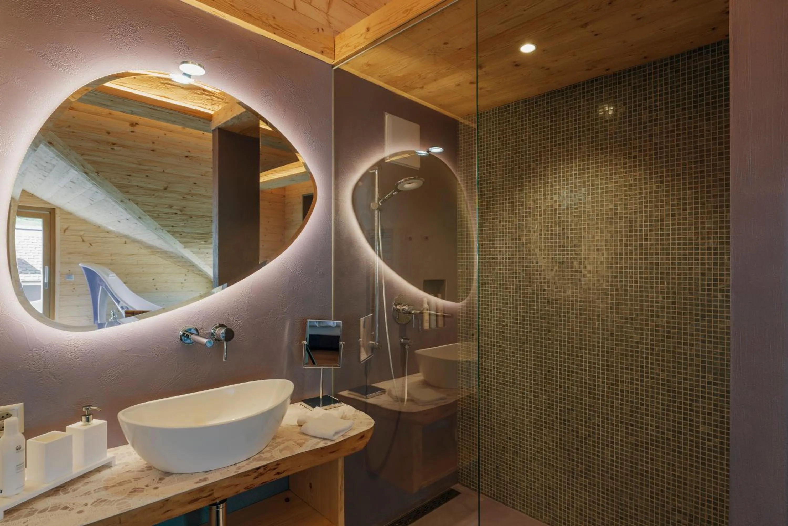 Shower in Caschu Alp Boutique Design Hotel Stoos - adults only