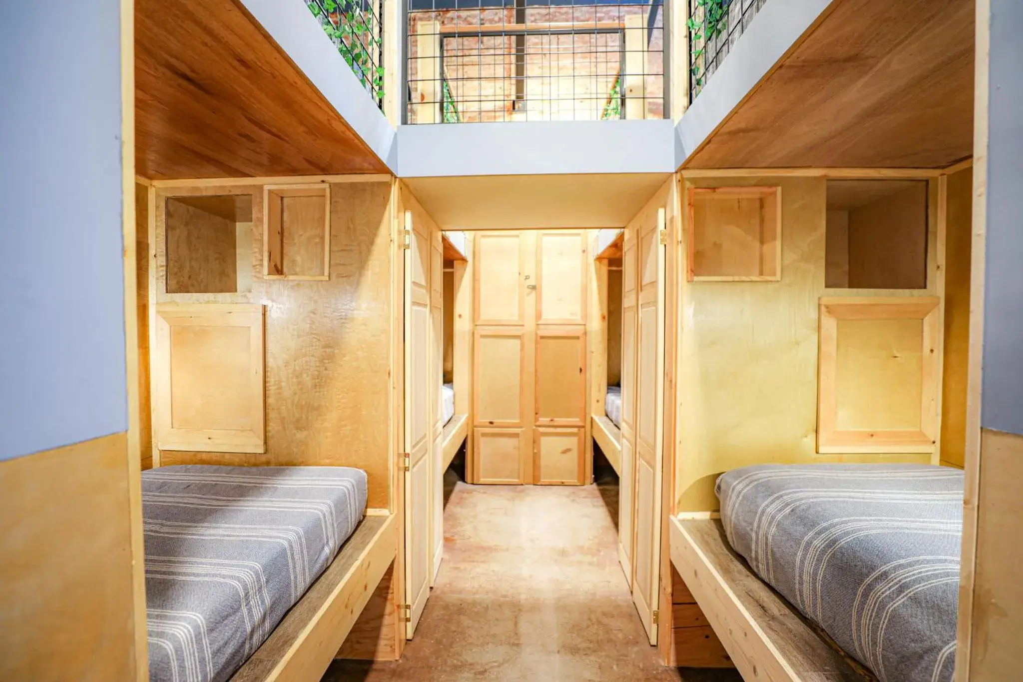 Social Stays - Santa Barbara's FIRST hostel on State Street Social Stays - Santa Barbara's FIRST hostel on State Street