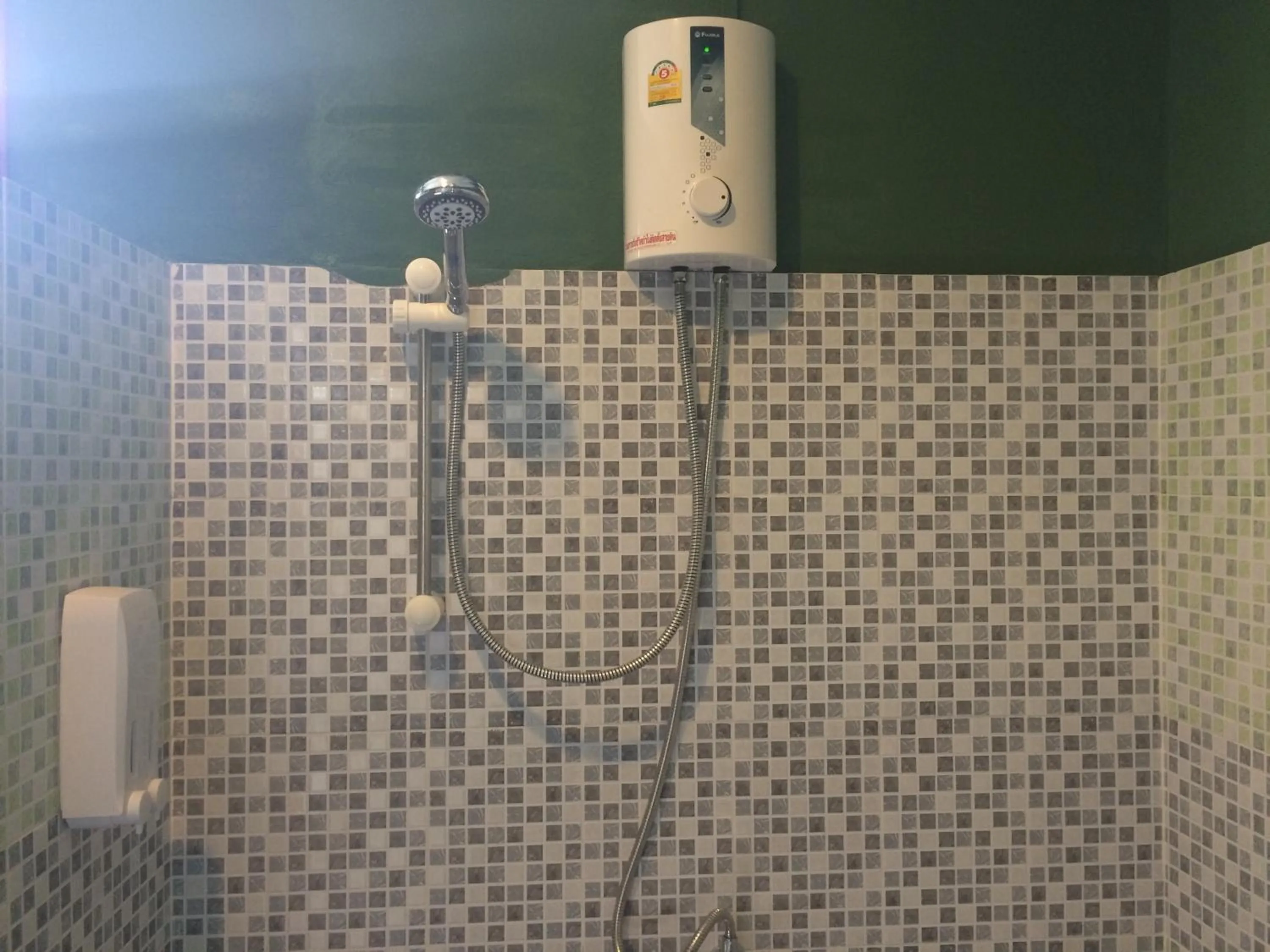 Shower in Cha-Cha Hotel