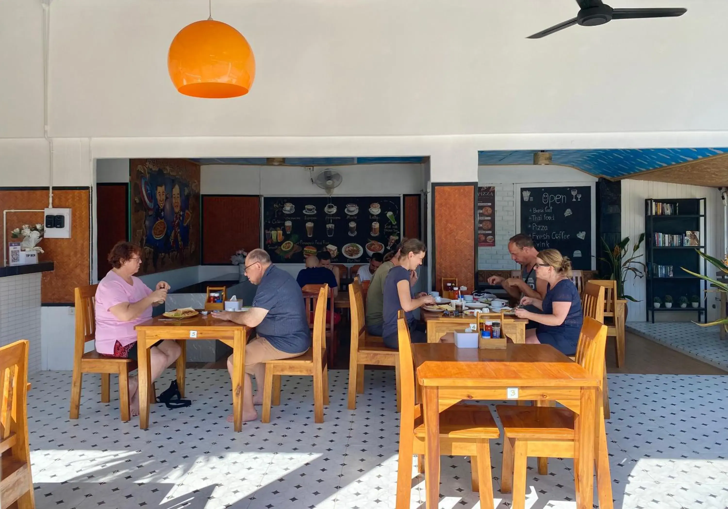 Restaurant/places to eat in Hatzanda Lanta Resort - SHA Extra Plus Restaurant/places to eat in Hatzanda Lanta Resort - SHA Extra Plus