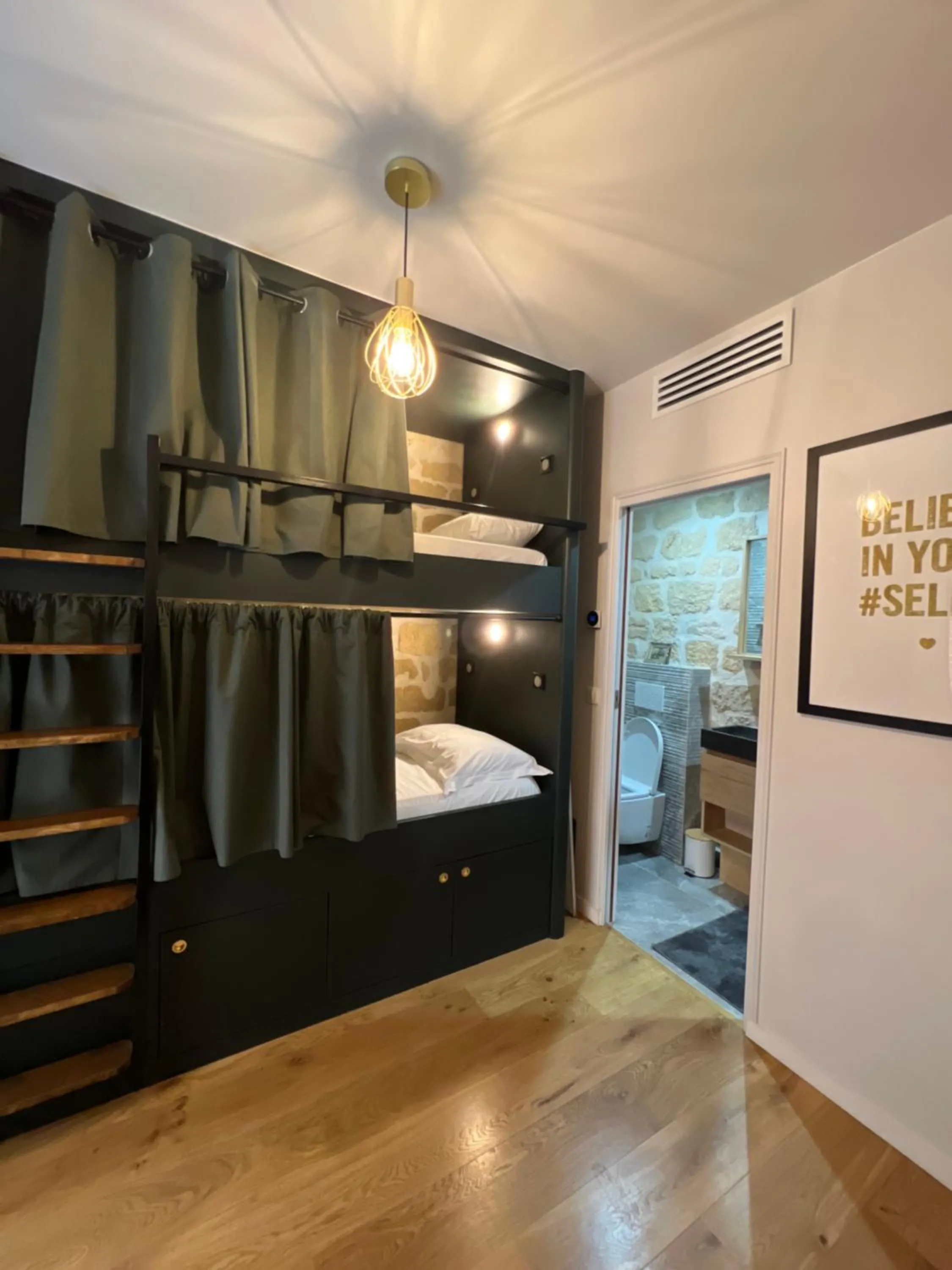 Bedroom, Bed in FRATERNiTY-HOTEL