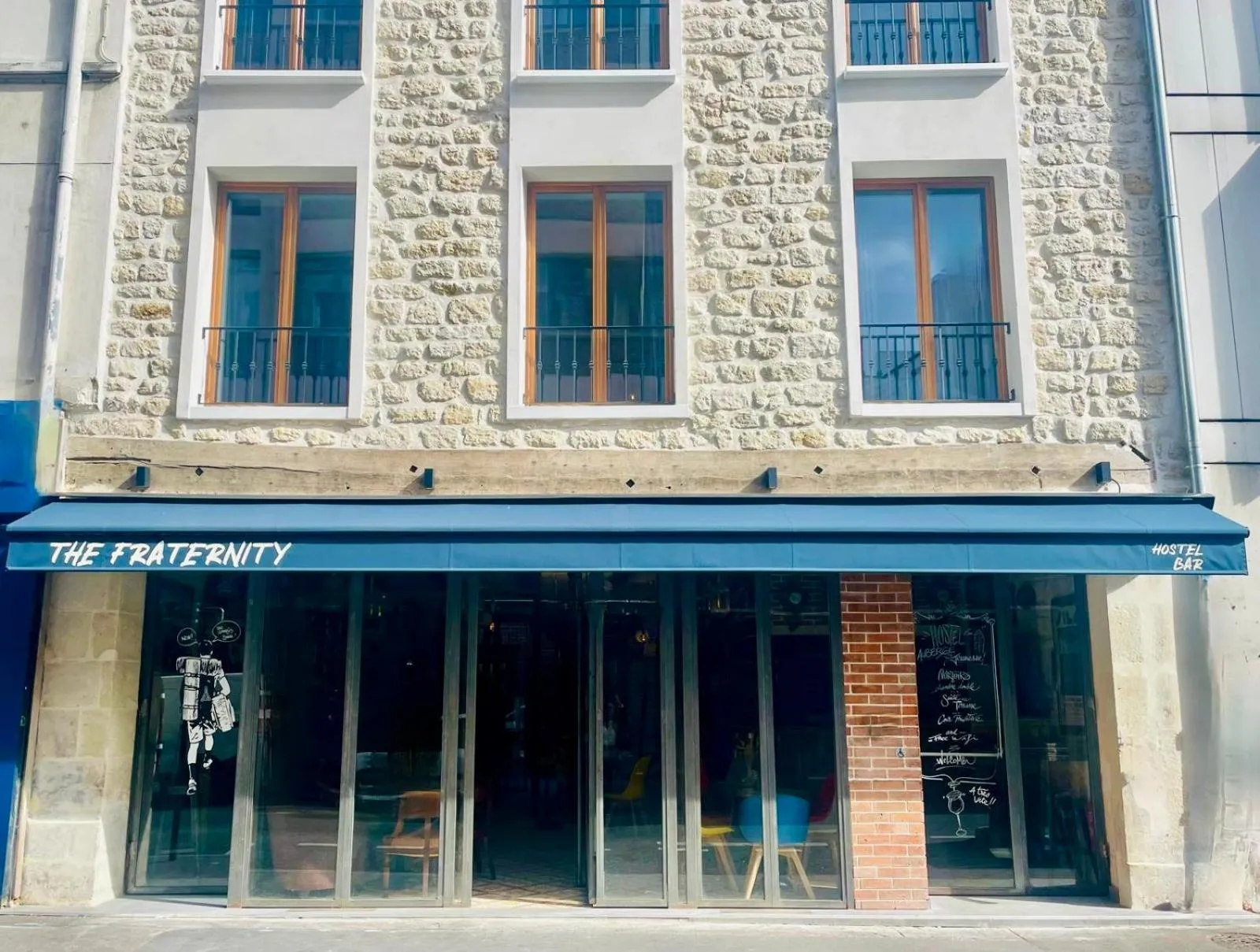 Property building in FRATERNiTY-HOTEL