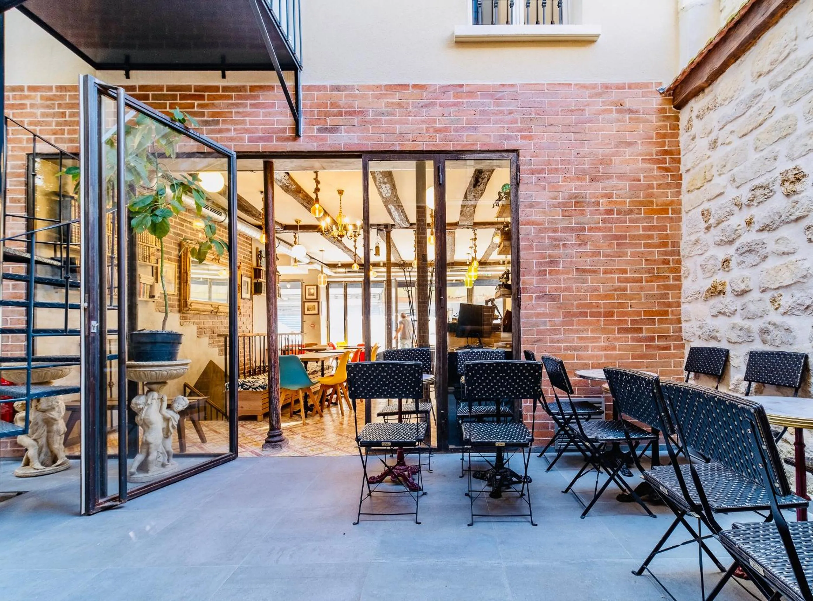Balcony/Terrace in FRATERNiTY-HOTEL