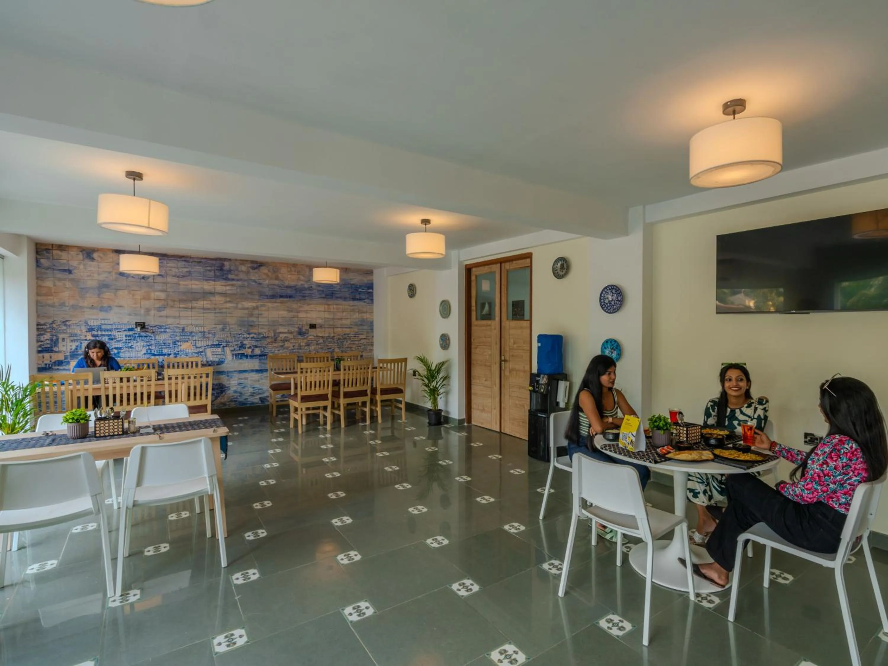 Restaurant/places to eat in The Hosteller Goa, Old Goa