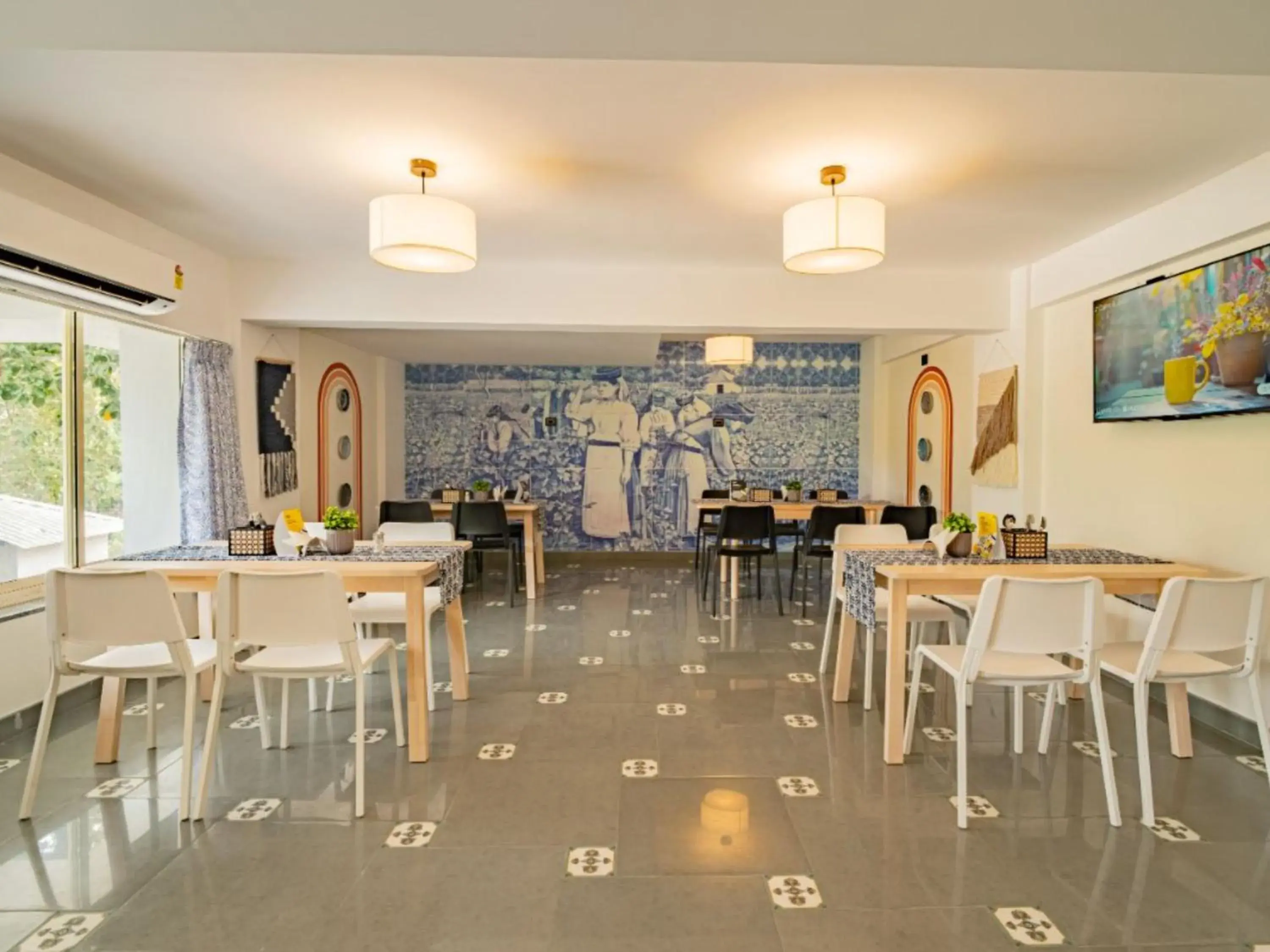 Restaurant/places to eat in The Hosteller Goa, Old Goa Restaurant/places to eat in The Hosteller Goa, Old Goa