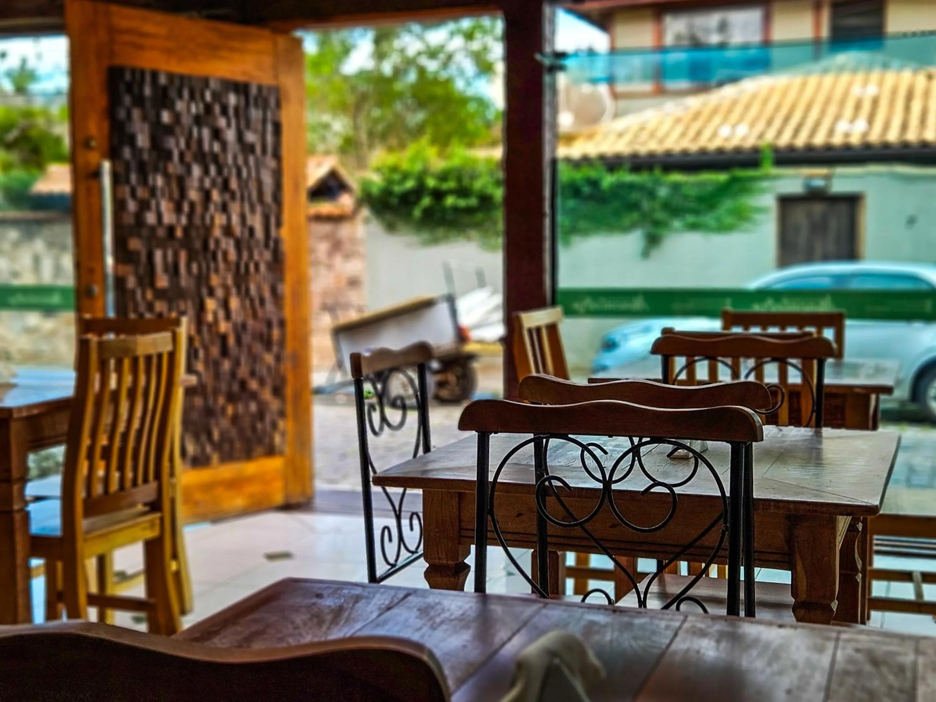 Seating area in Pousada Abacateiro