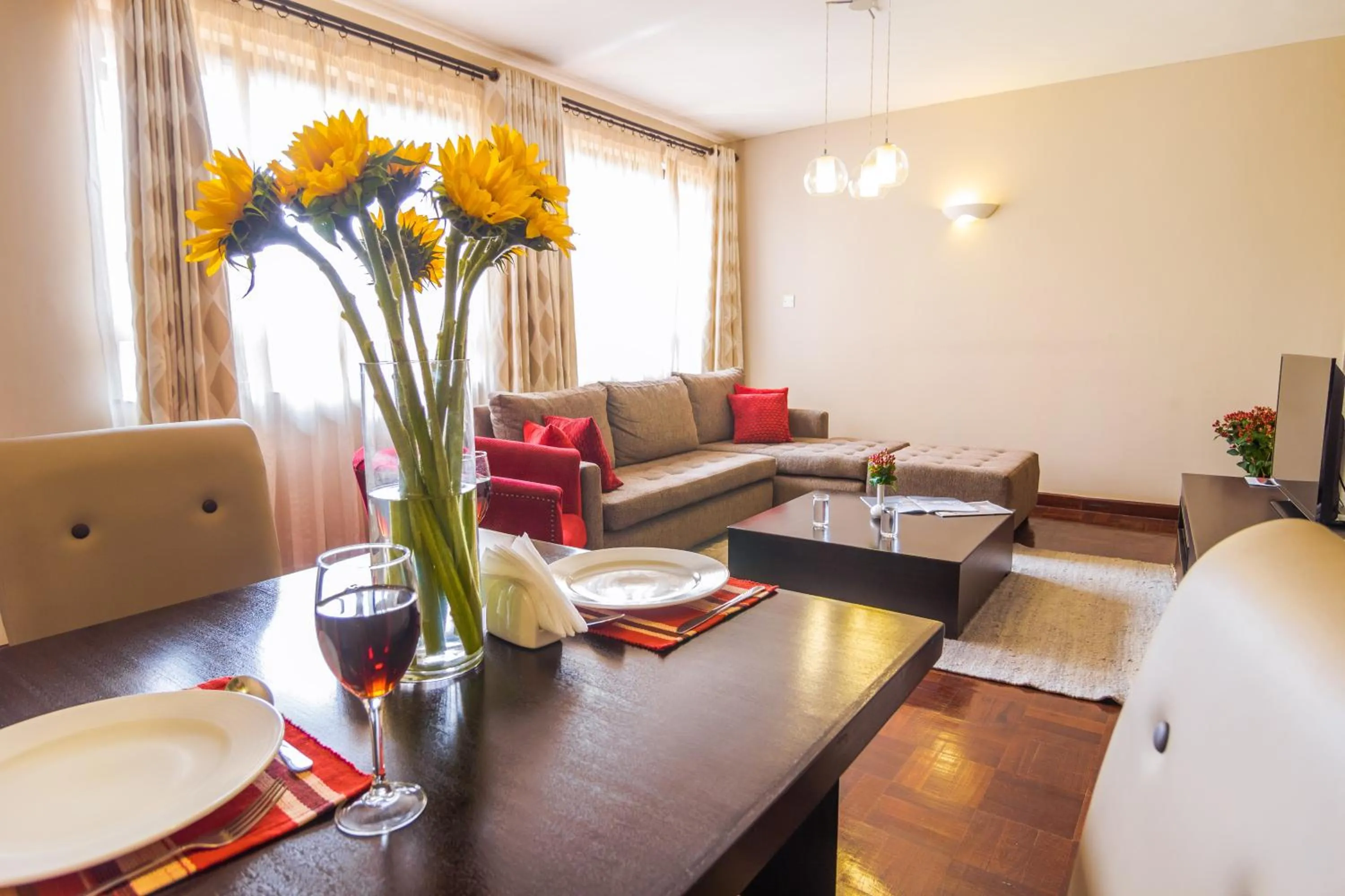 Two-Bedroom Apartment in Nelson's Court Serviced Apartments