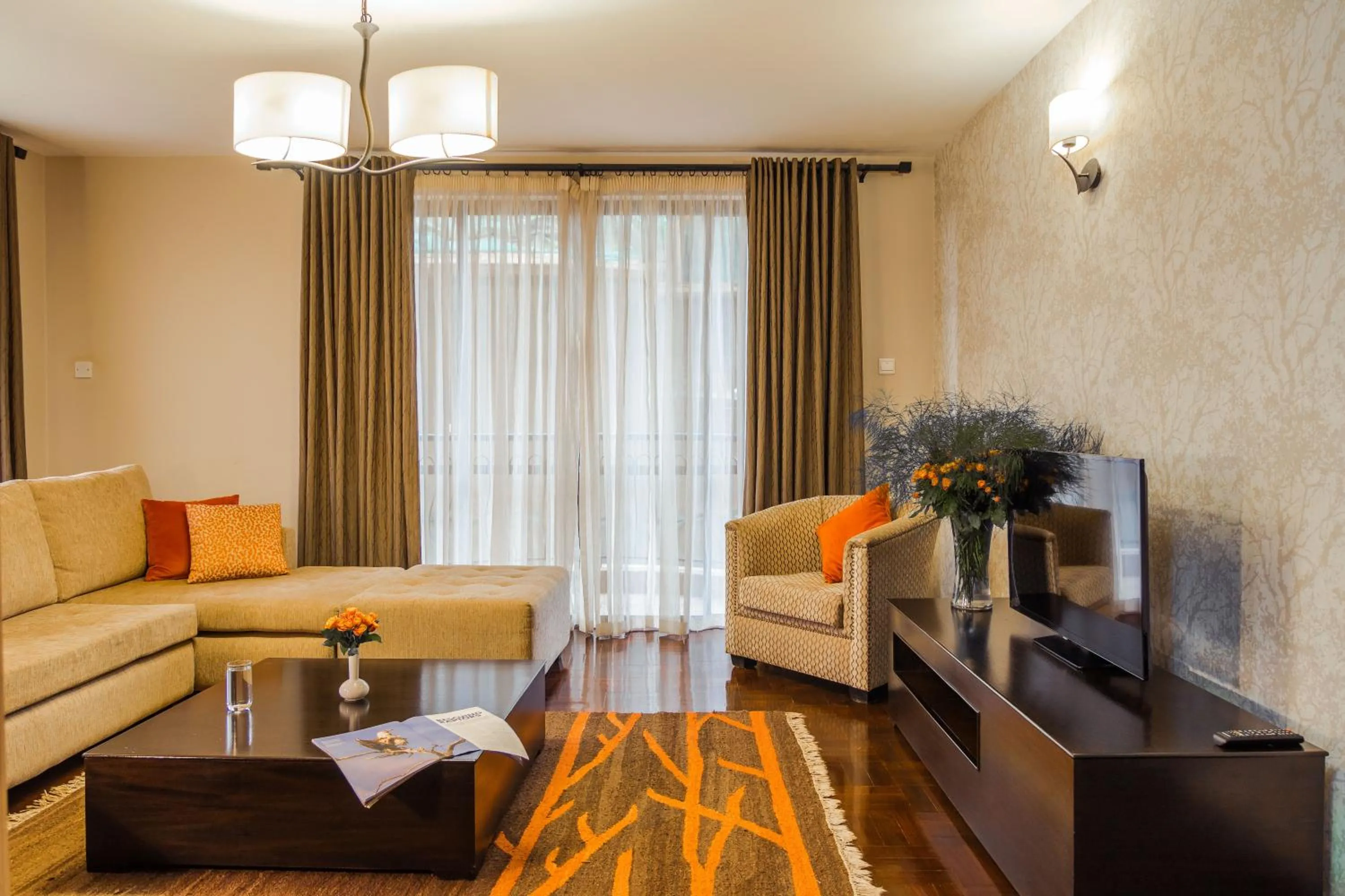 One-Bedroom Deluxe Apartment in Nelson's Court Serviced Apartments